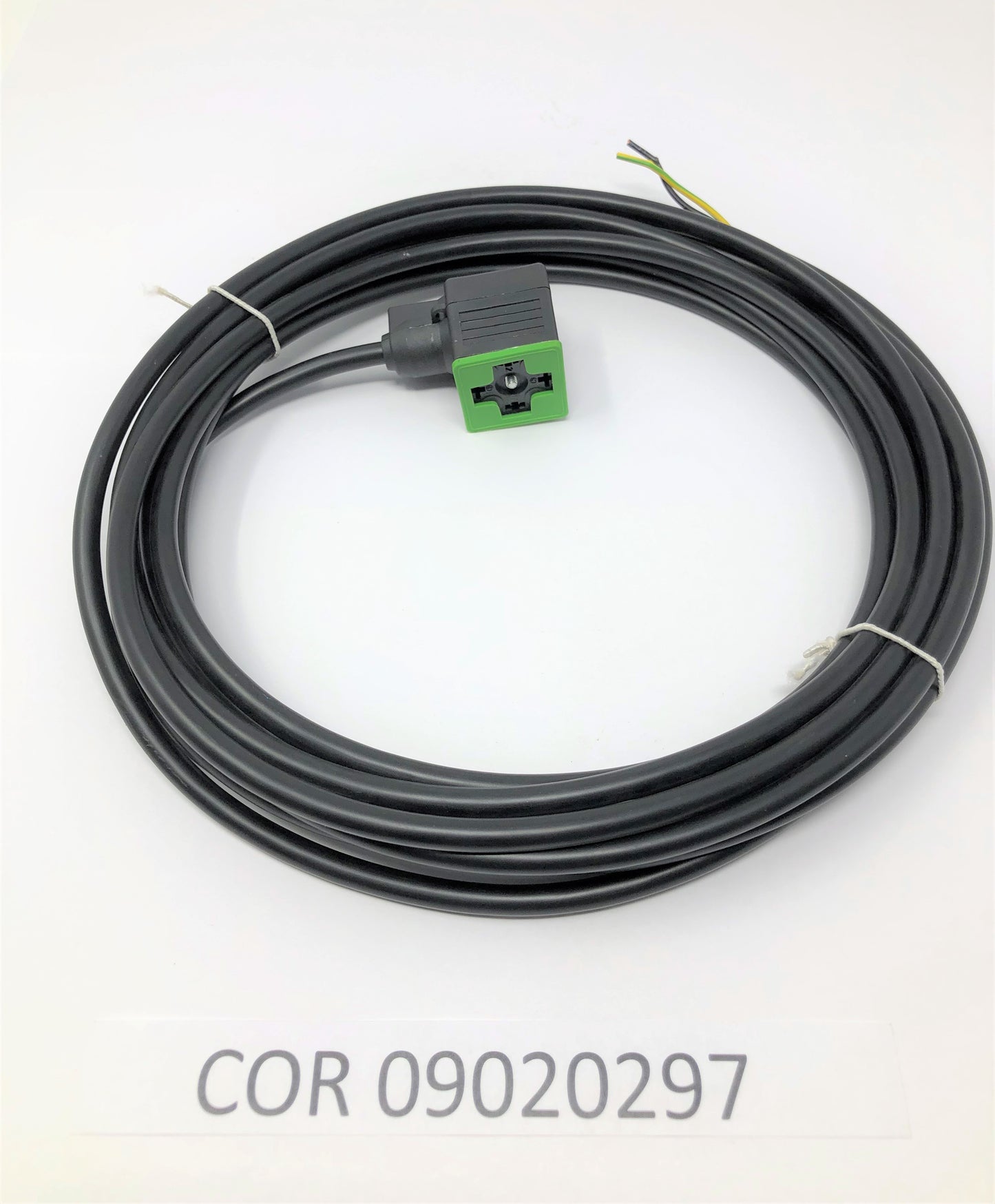 09020297 | NEW PLUG W/PIGTAIL T09