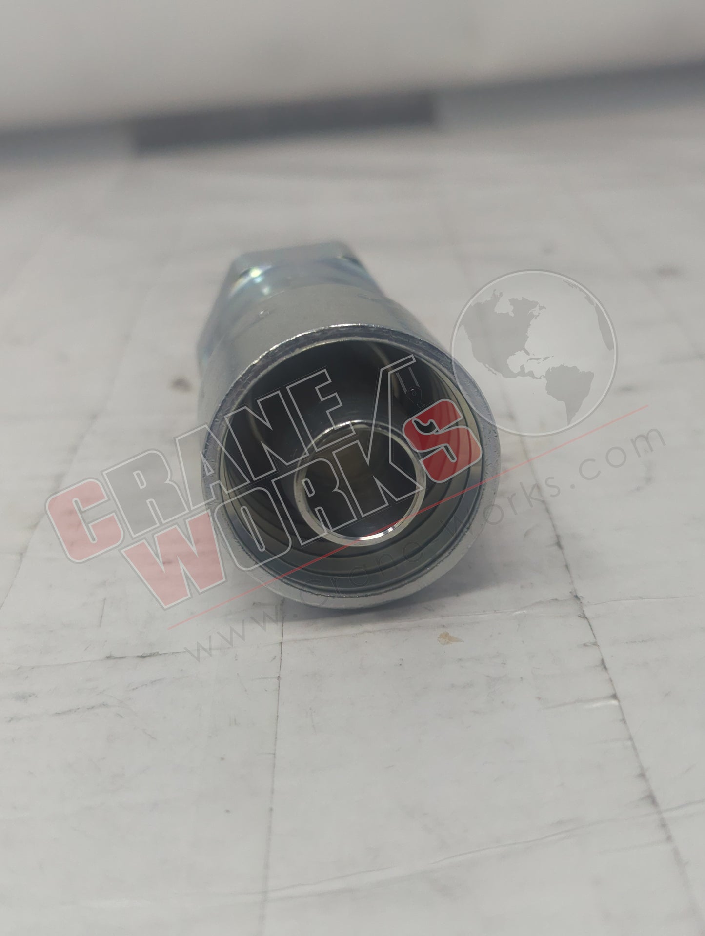 KP80008 | New 3/4"Tube X 3/4"Hose, Fem Swivel(1Jc43-12-12)