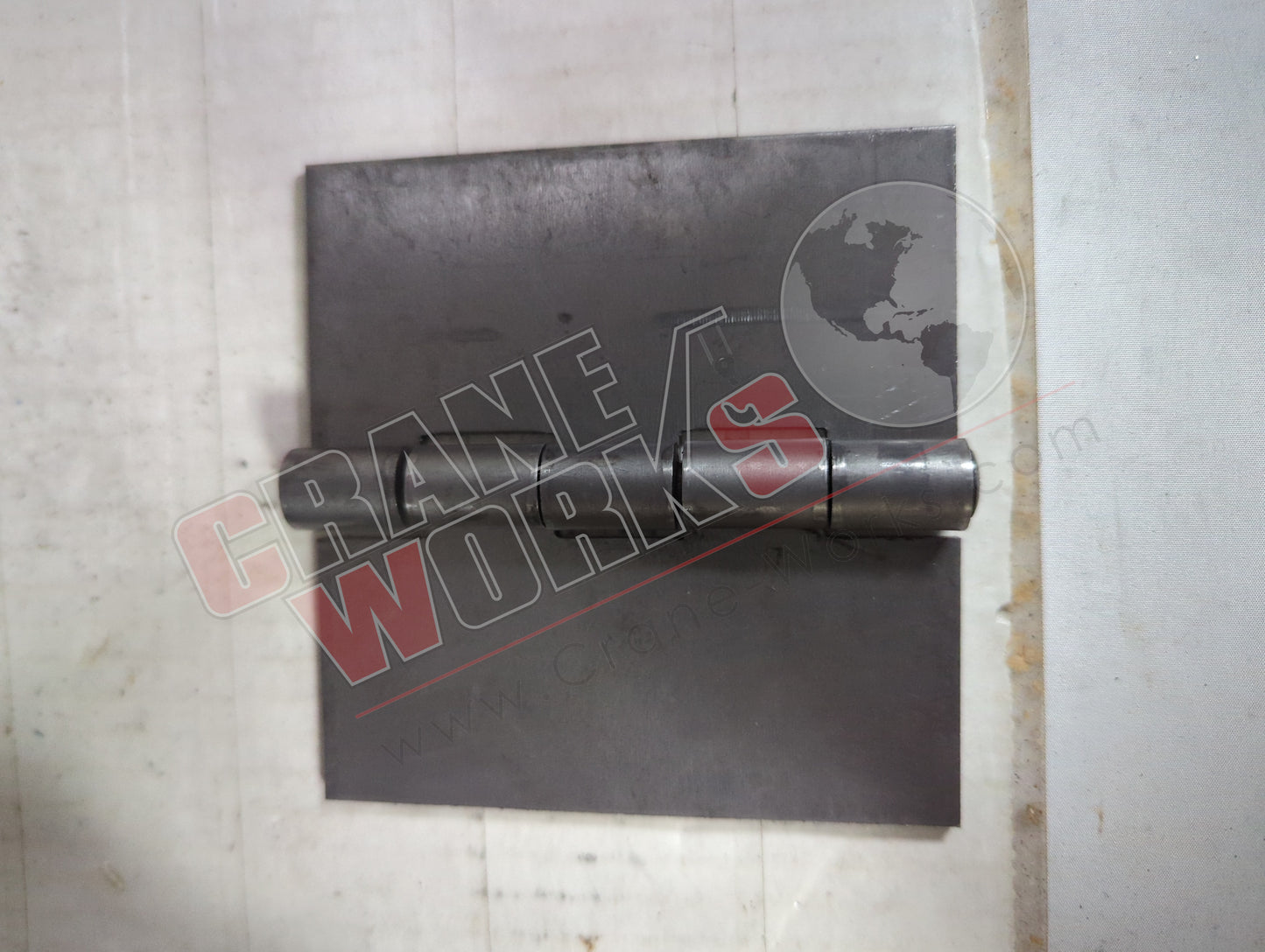 BTS124025 | New Hinge