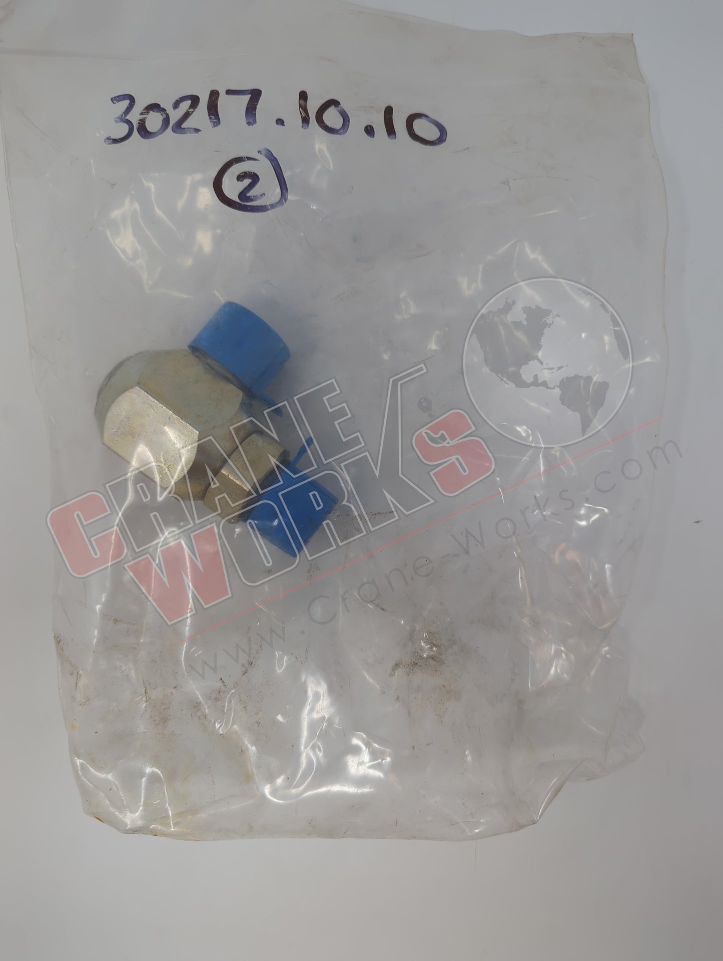 30217.10.10 | New Adapter; 90 Degree Swivel