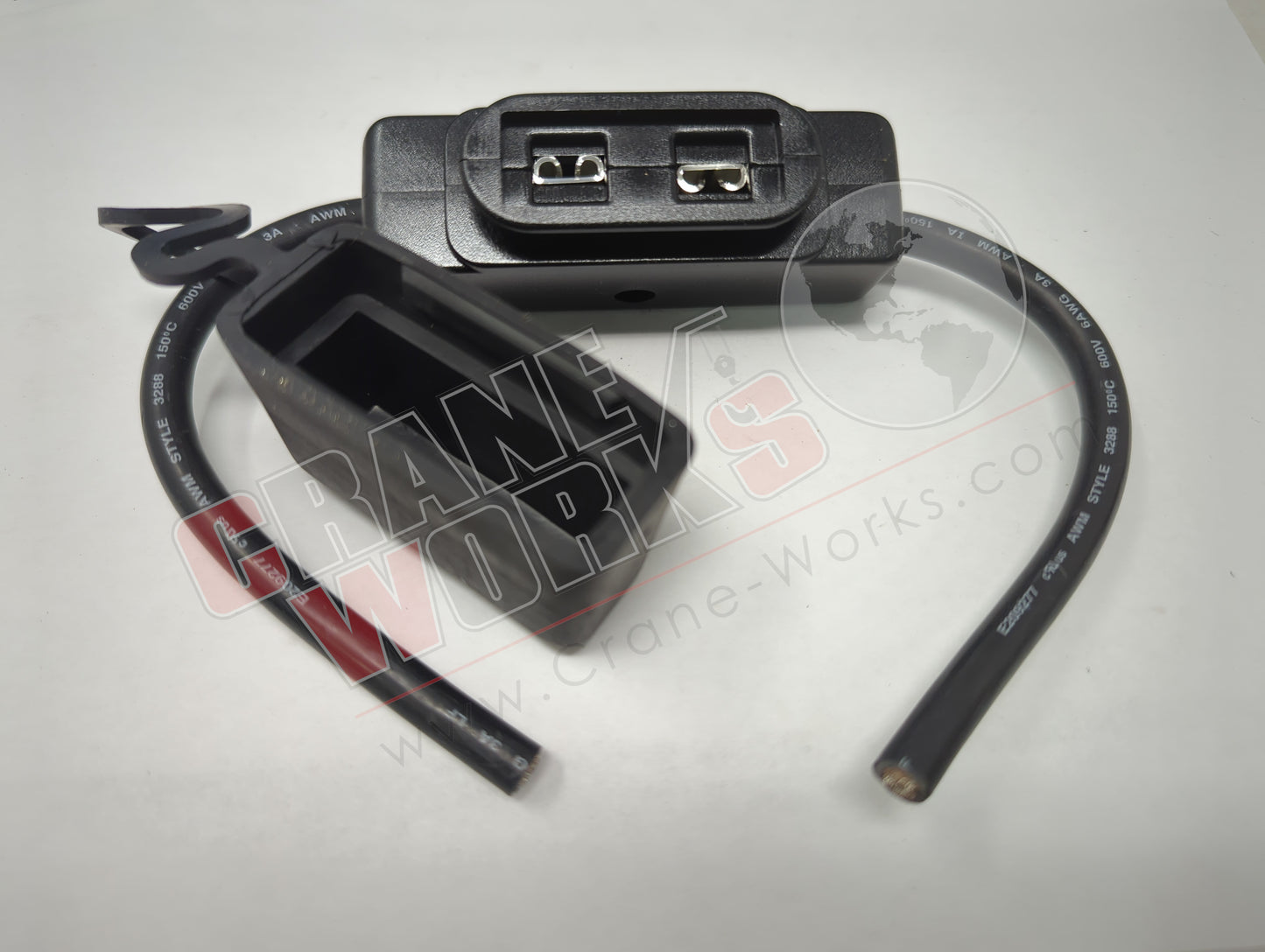 Picture of 8699, a New Maxi Fuse Holder W/Cap (41939), angle 2.