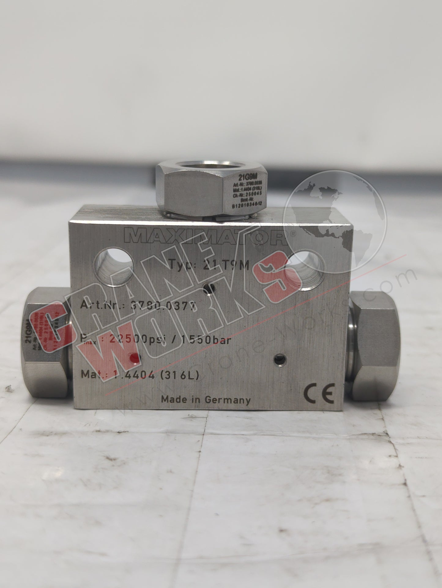 HTMF9 | New 20K 9/16" Female Tee