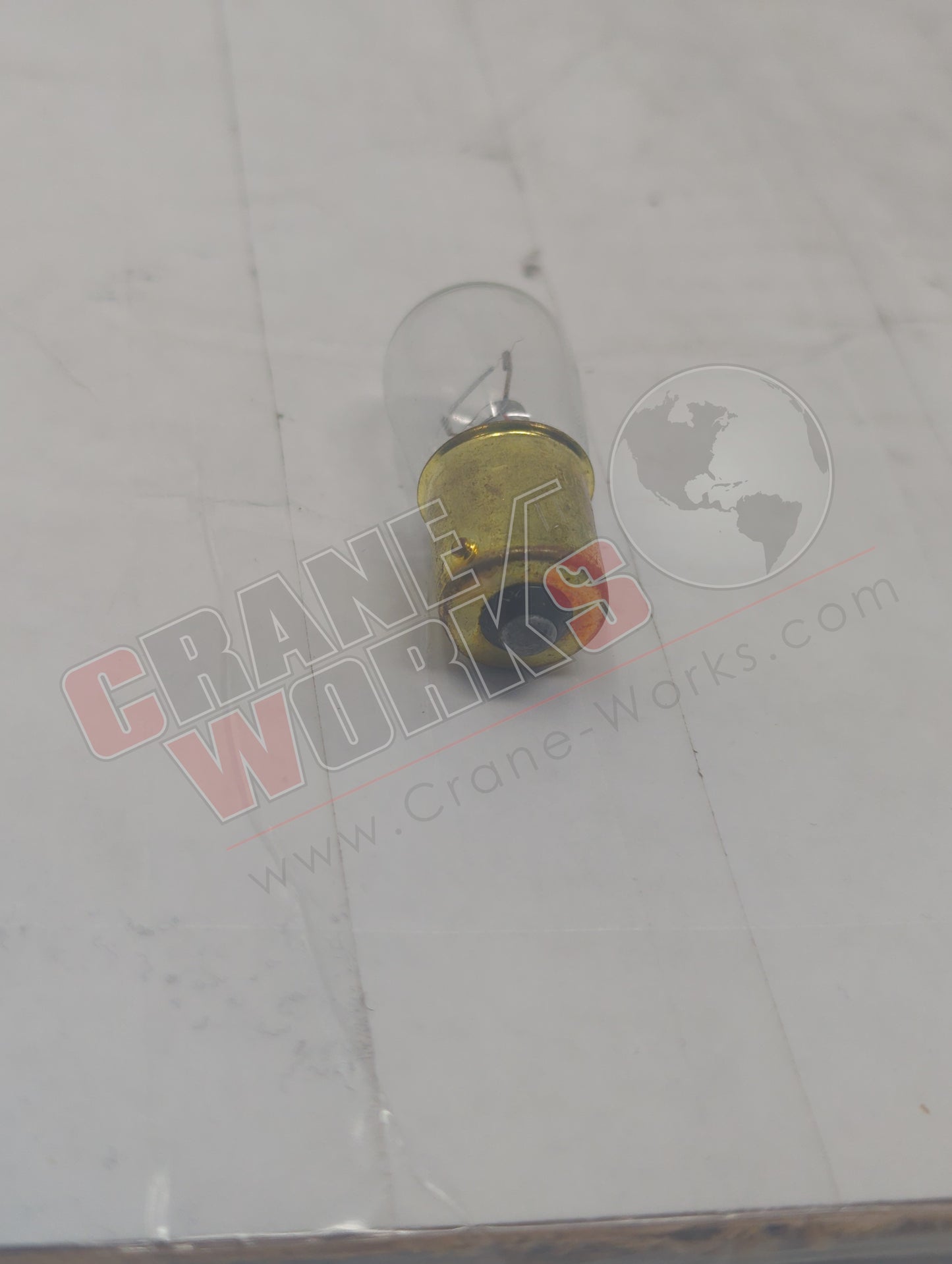 C37016 | New Miniature Bulb Baynet #1 Er. (13580)