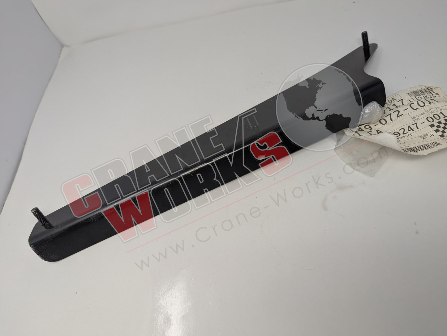 17-19247-001 | New Bracket Quarter Fender