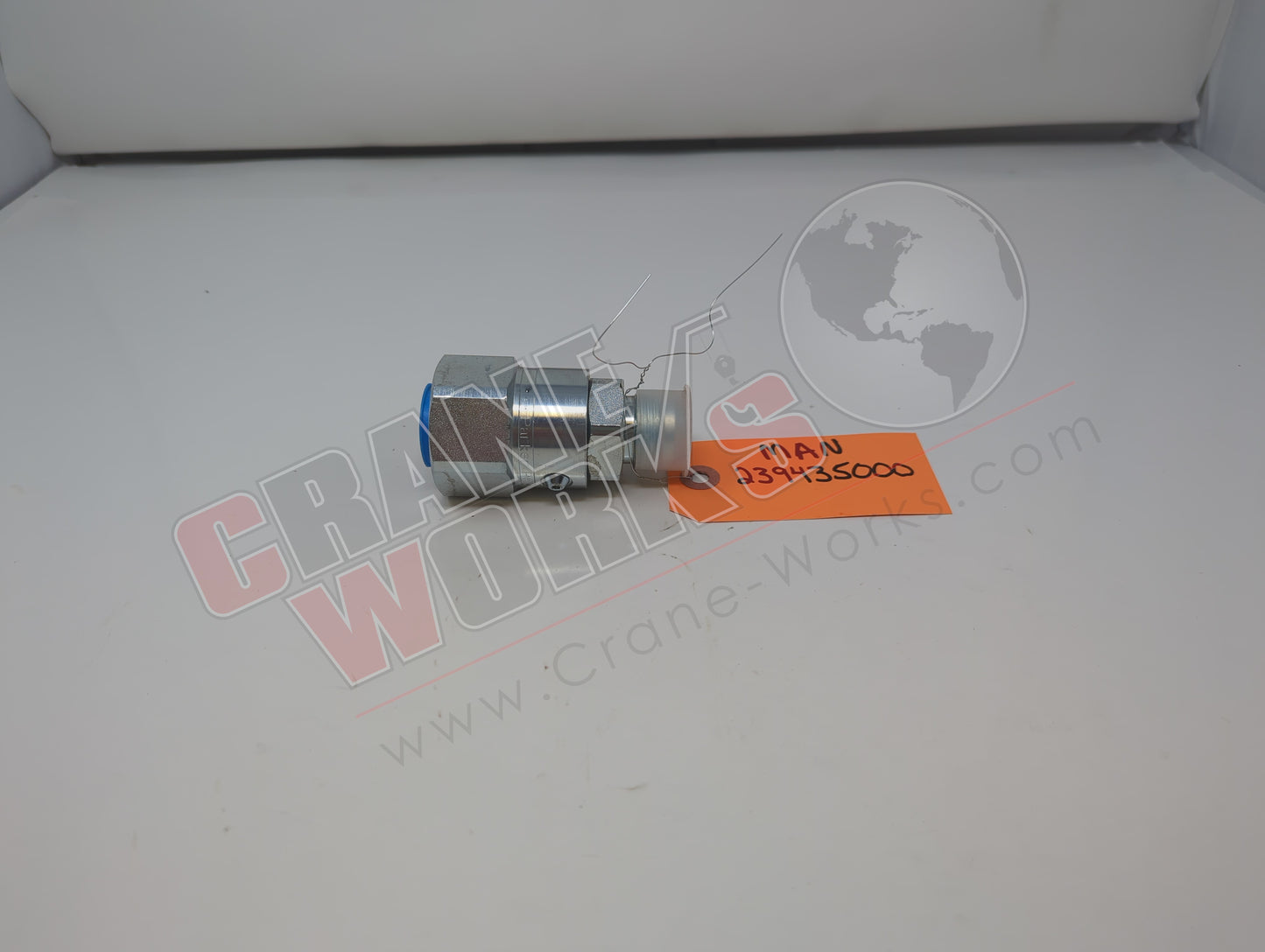 239435000 | New Swivel