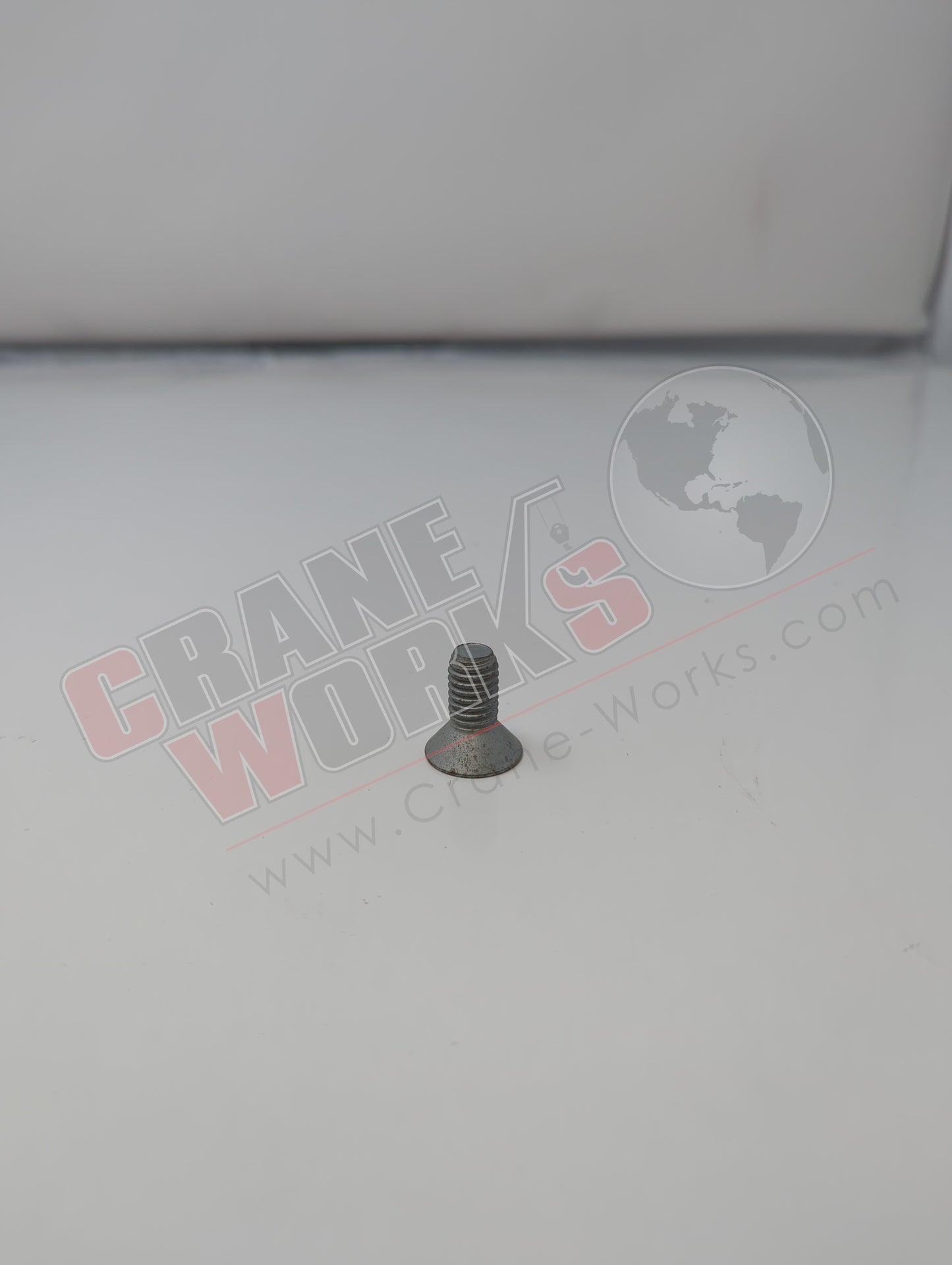 864367 | New Screw