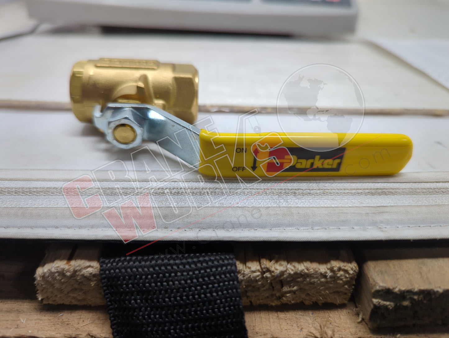 V500P-04 | New 1/4 Ball Valve