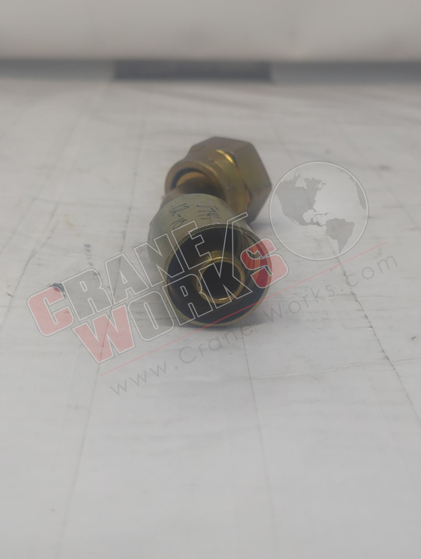 1J743-12-10 | New -12X-10 Orfs Swv 45El Short