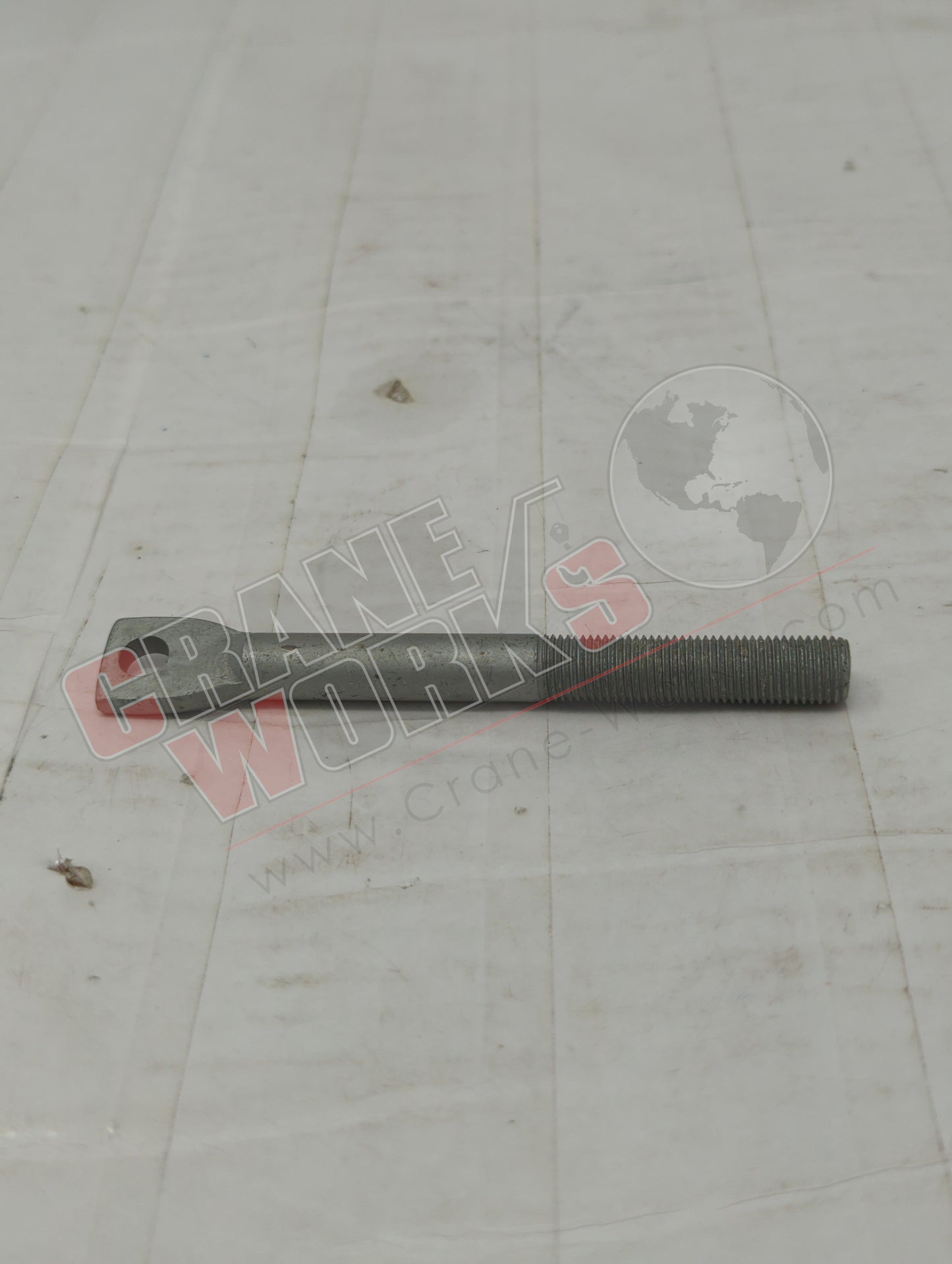 864498 | New Spade Bolt