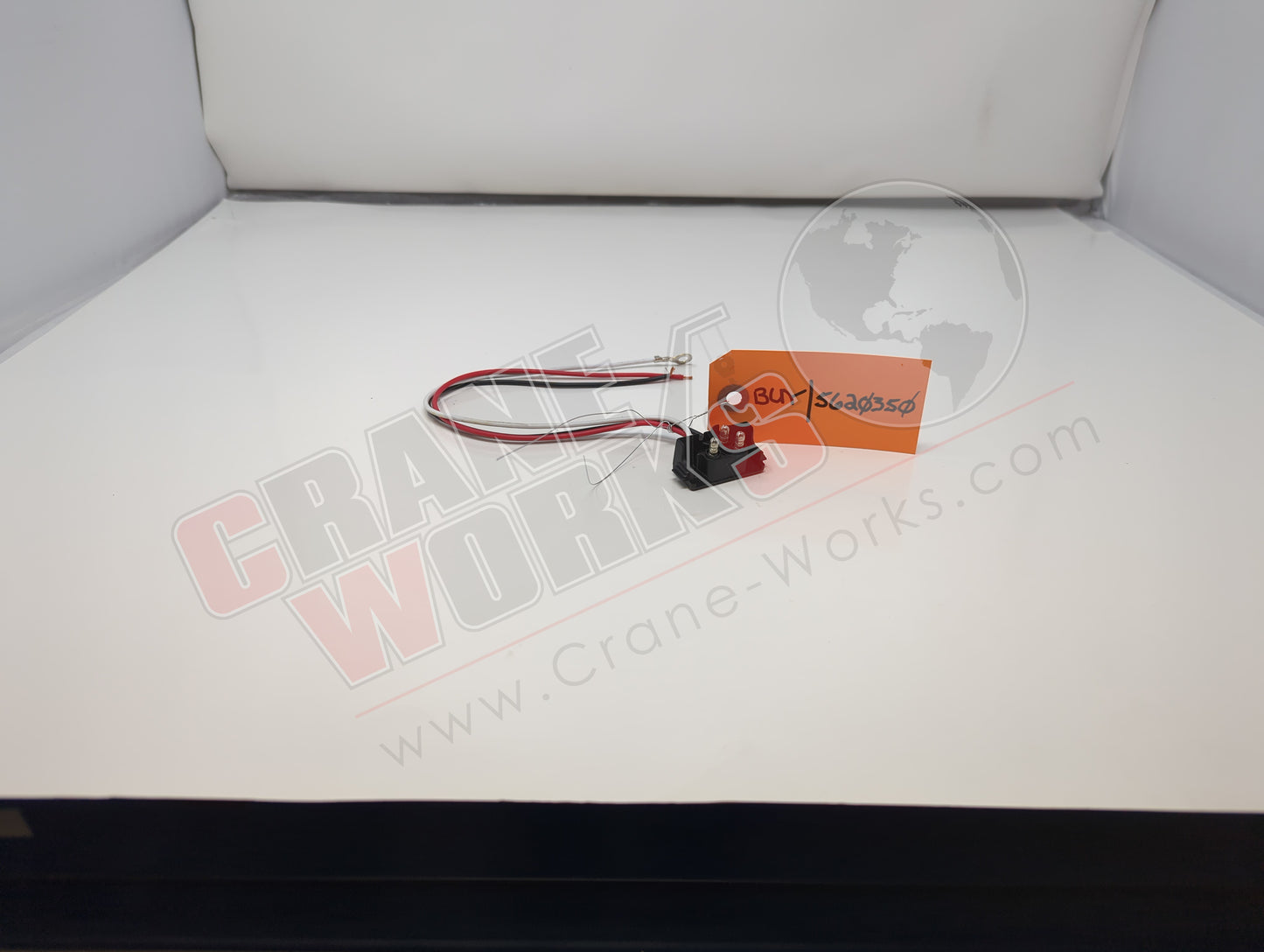 5620350 | New Light Plug, 94993