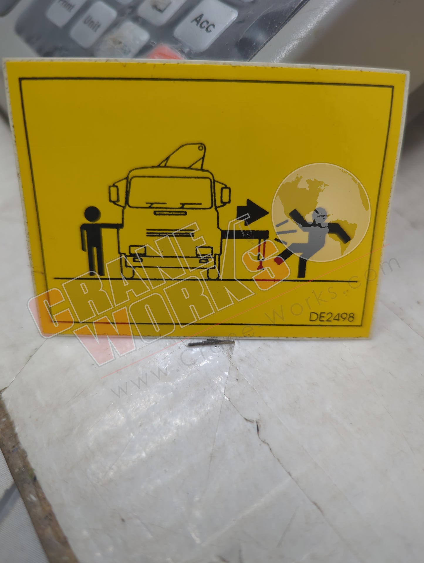 2498 | New Caution Outrigger D/Side