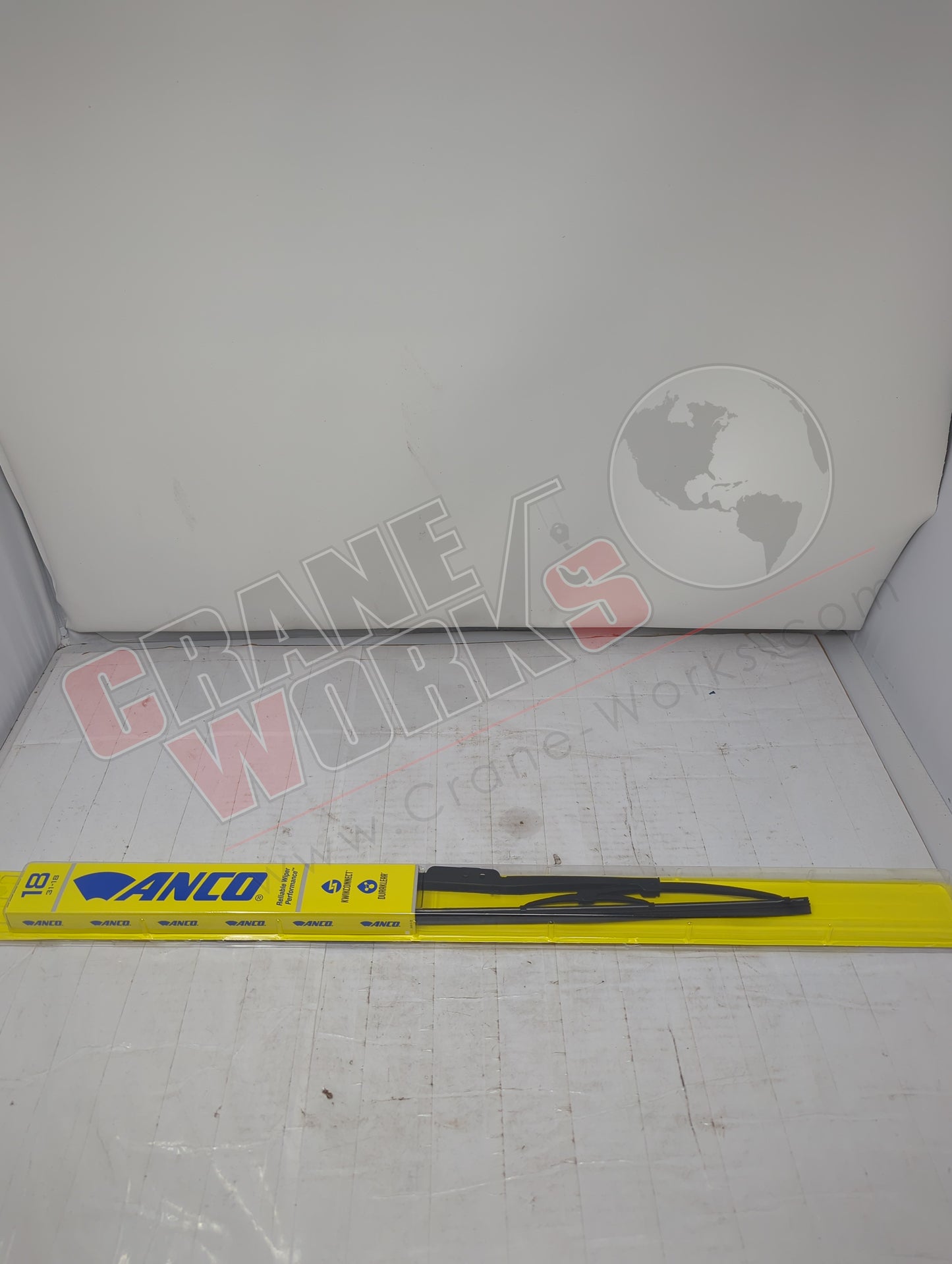 2YRA8 | New 18" Wiper Blade