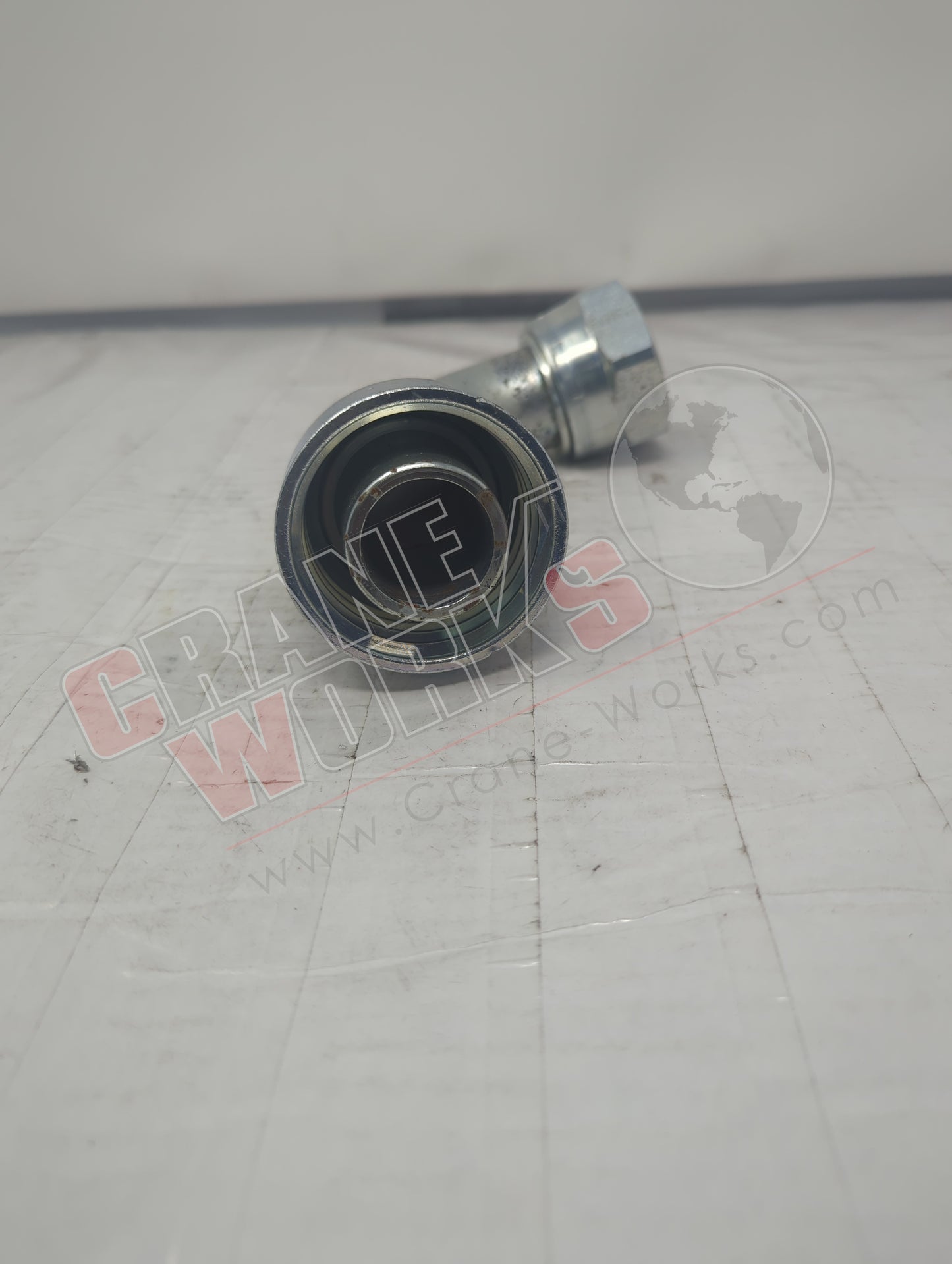 13943-24-24 | New -24 X -24 Fem Jic Swv 90El