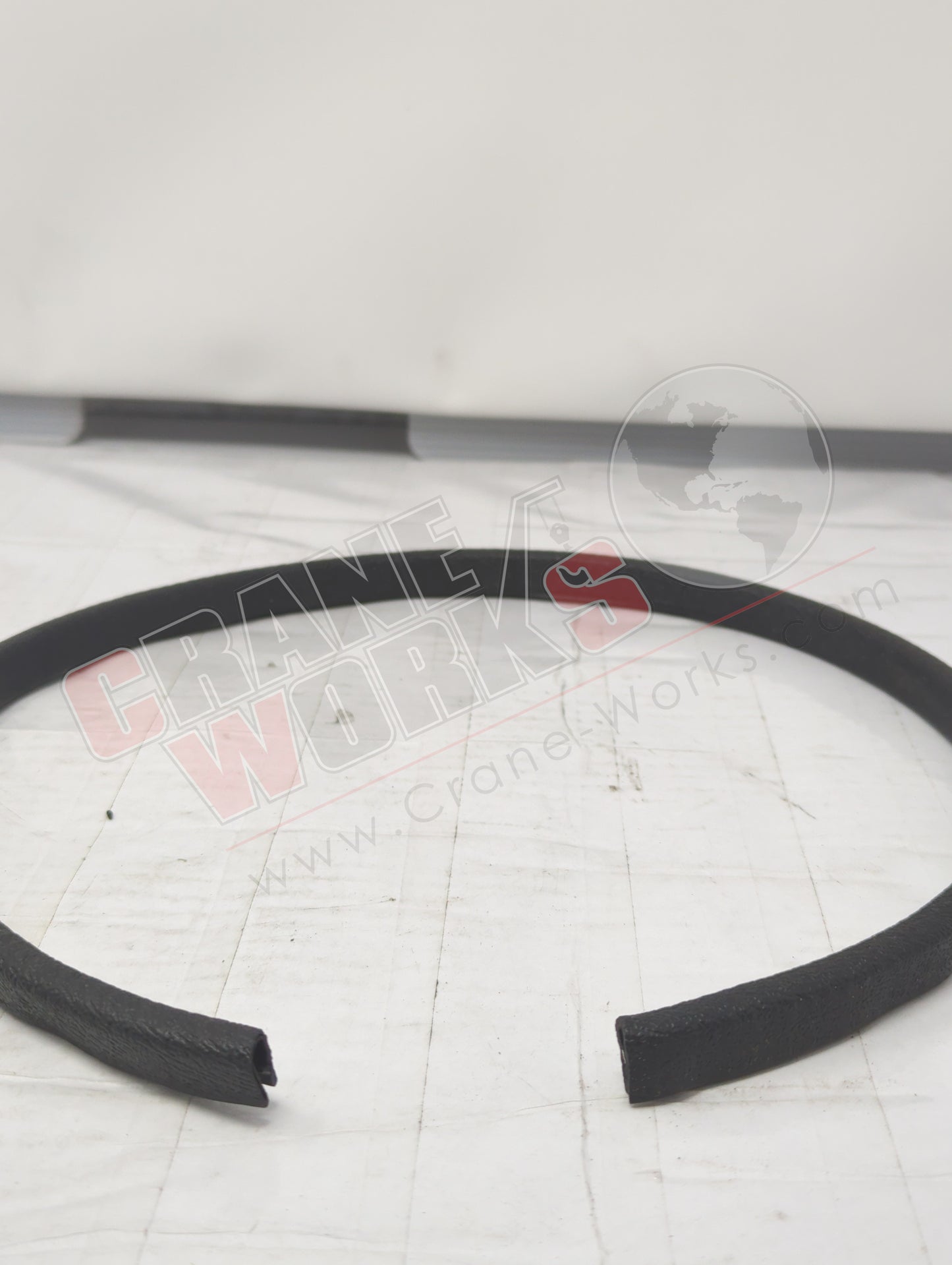 10C932 | New Door Trim