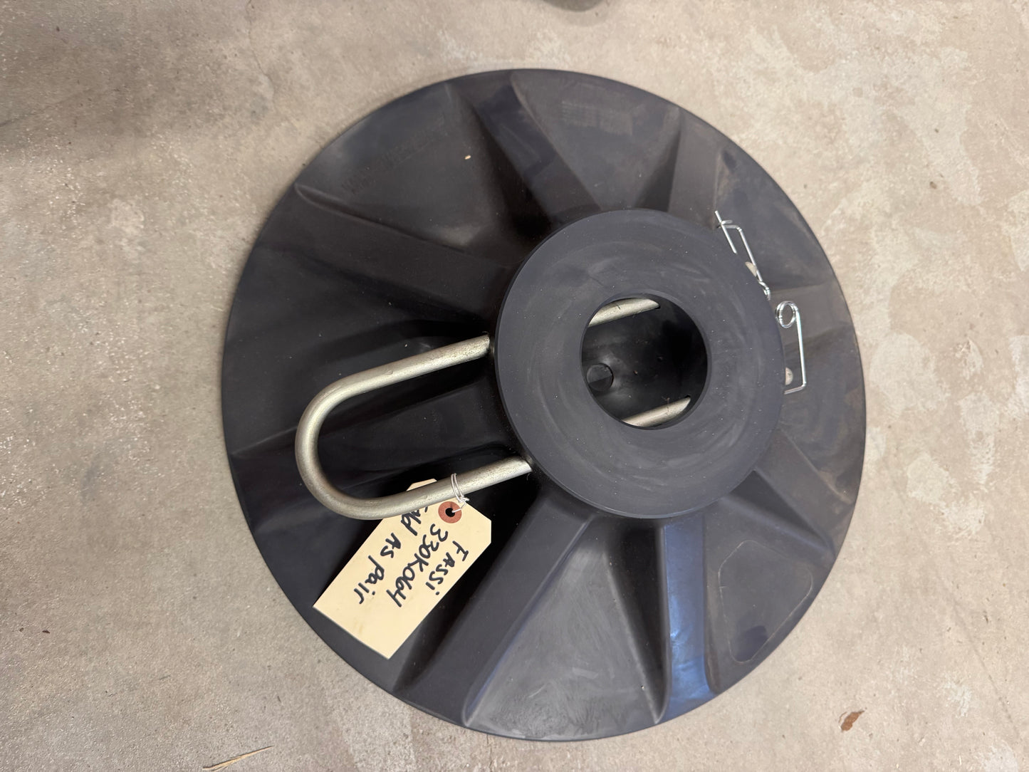 330K064S | New Single Monocast Outrigger Pad