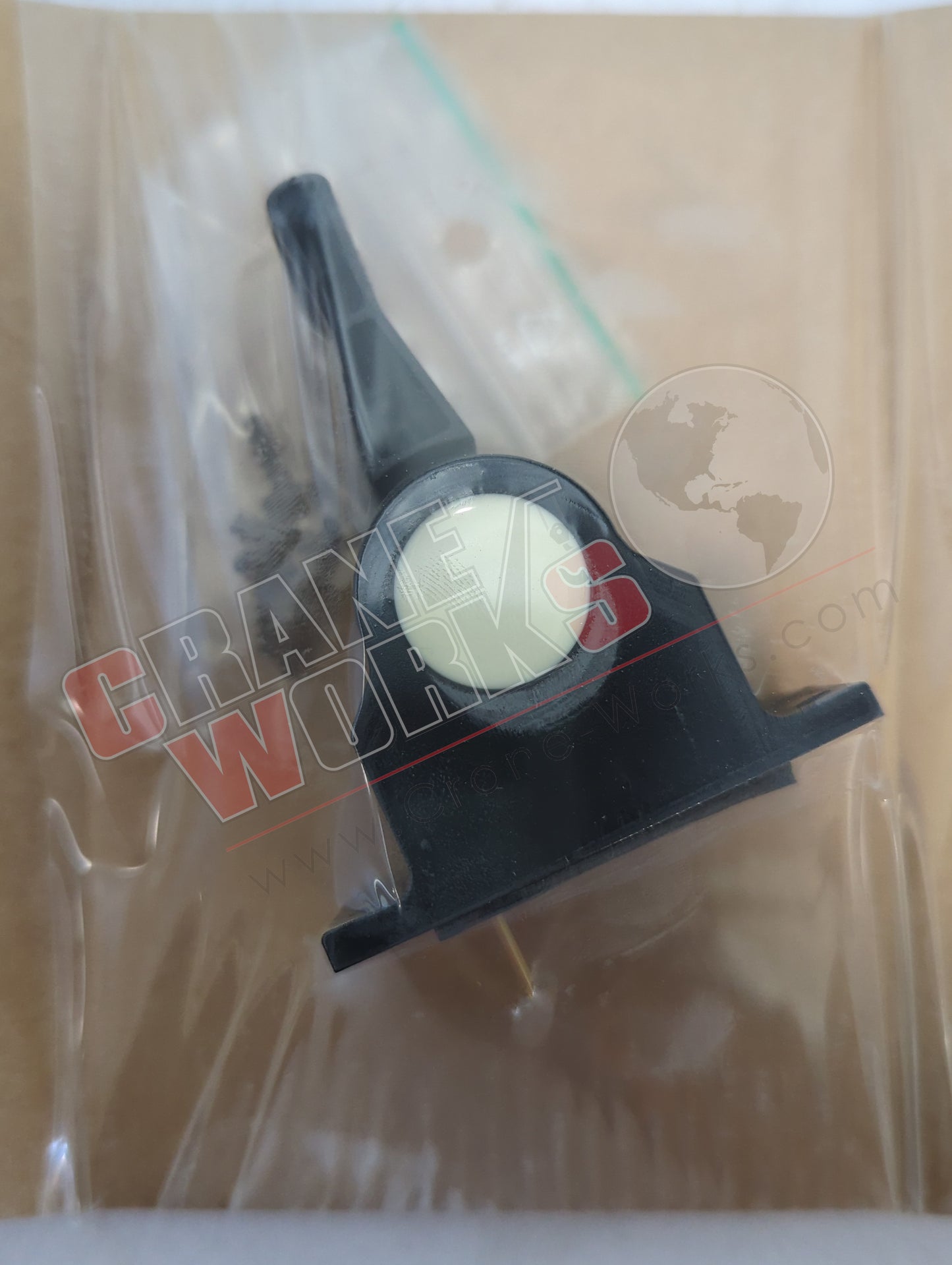 EEA2506 | New Linear Lever (5-Pole)