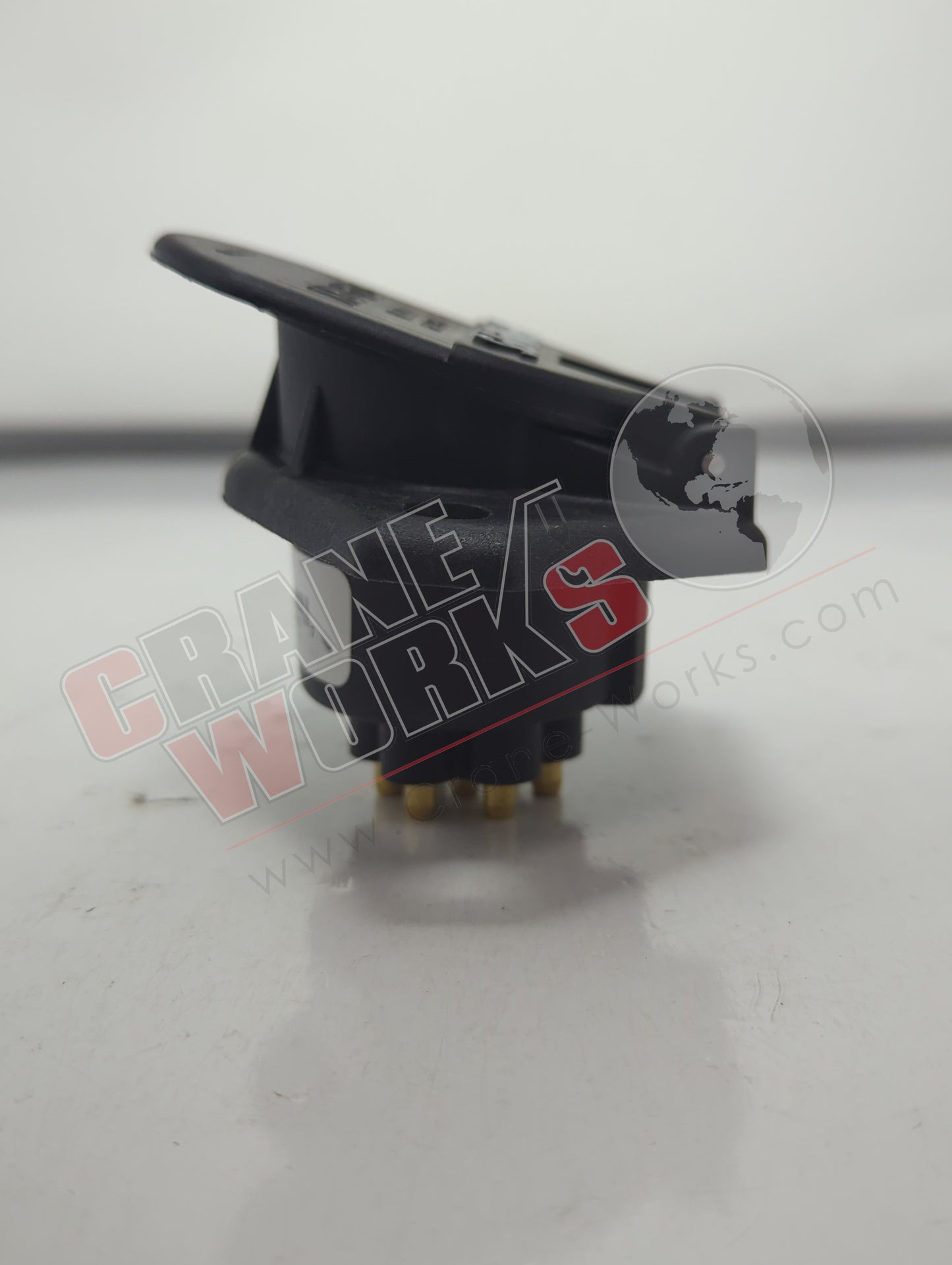 16-724 | New 7 Way Female Trailer Plug