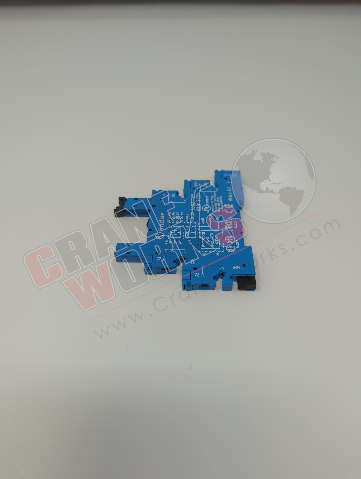 93.01.7.024 | New Relay Socket, 250V, 6A