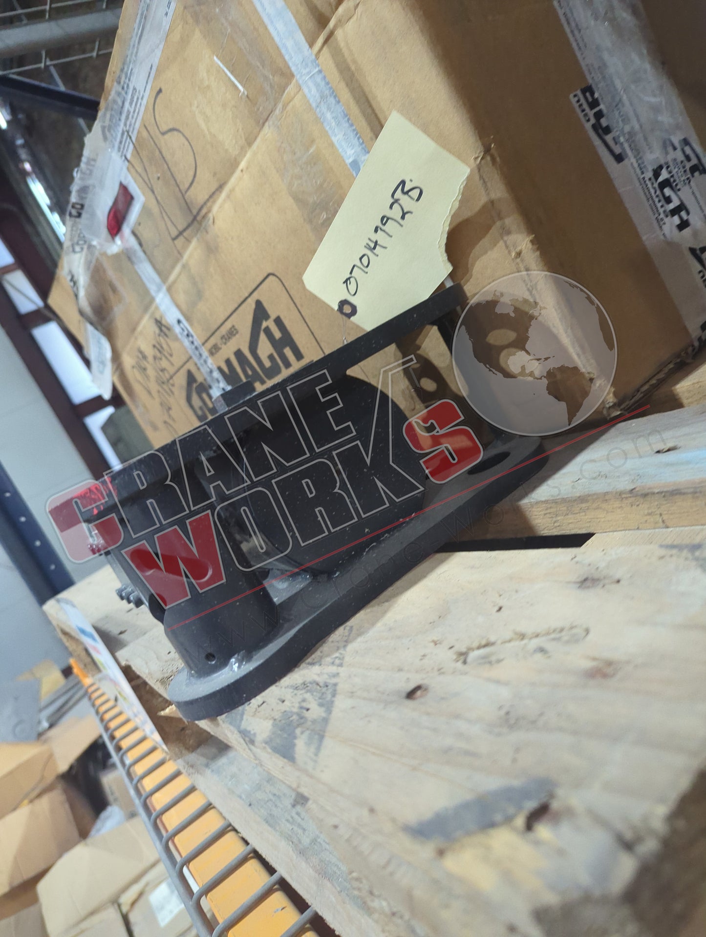 07014792B | New Outrigger Cylinder