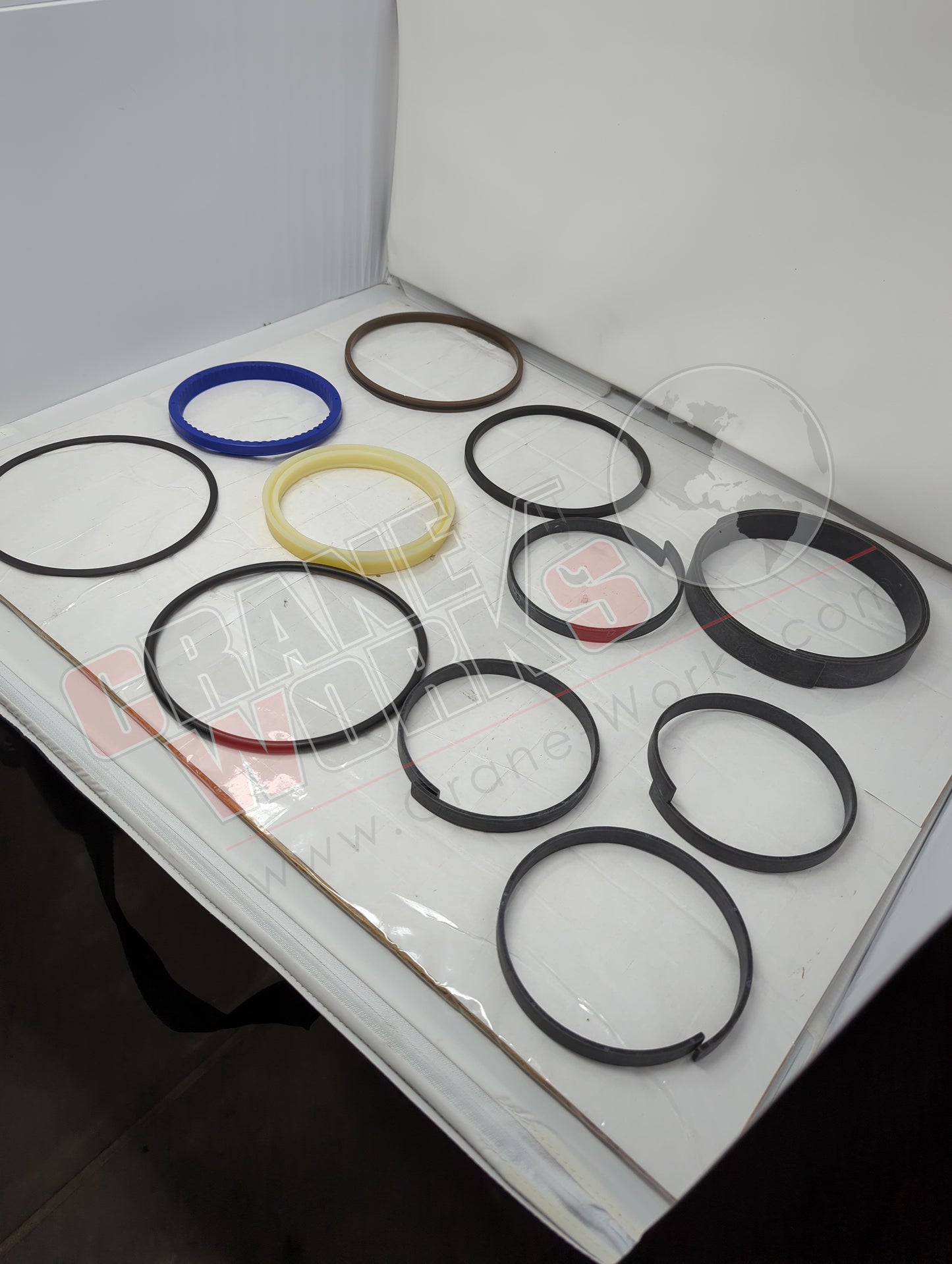 4900148.501 | New Seal Kit Hoist Cyl (Th)