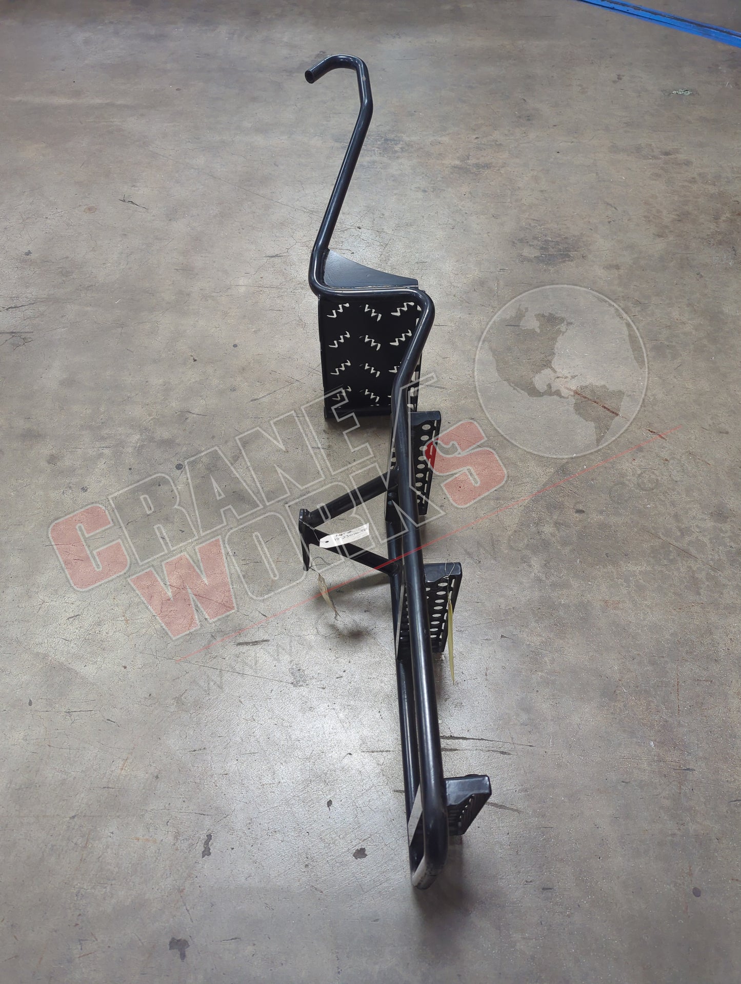 YE23070-TO | New Ladder, Epsilon