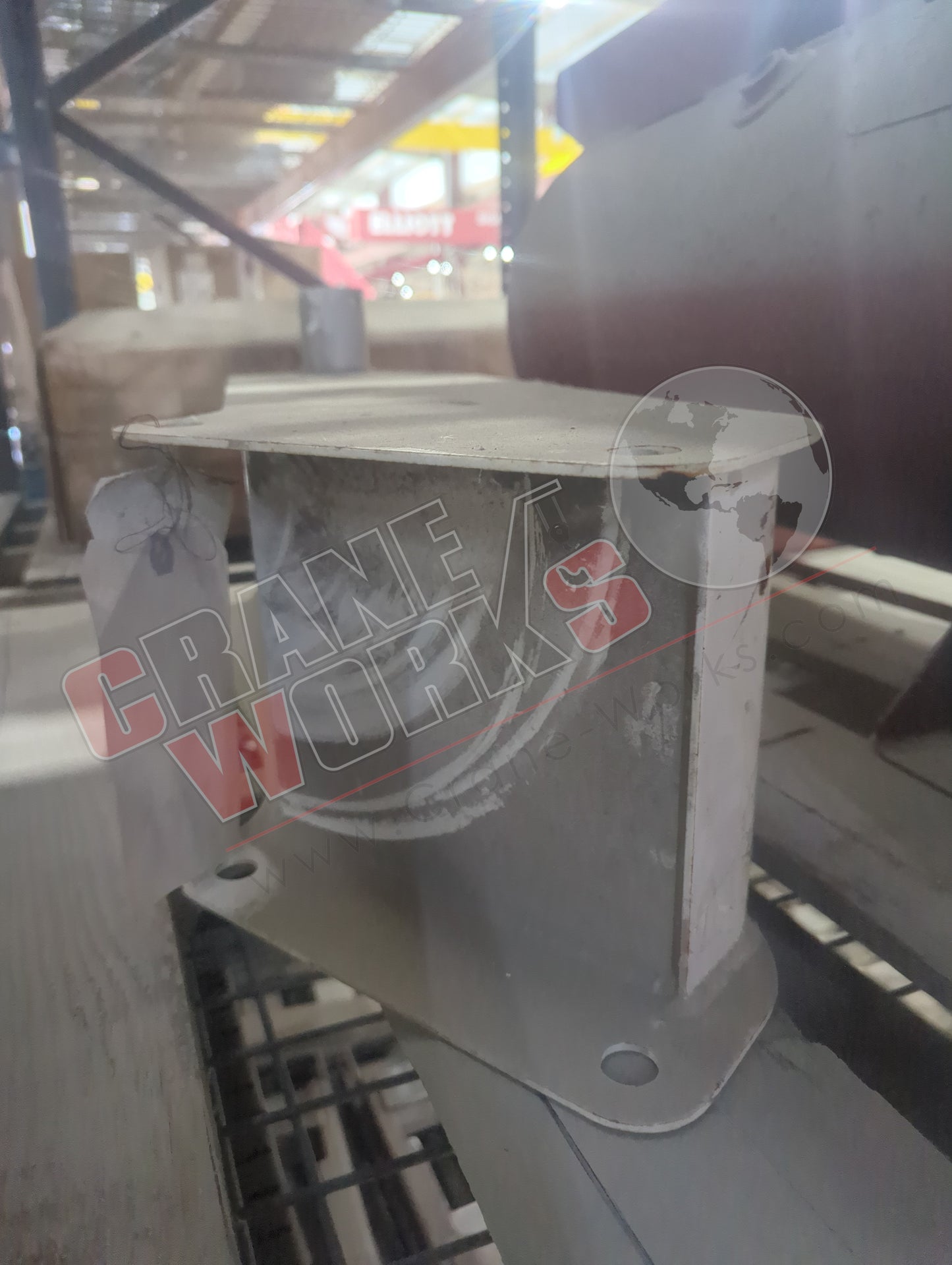 6001078.001 | New Manbasket Bracket Installation