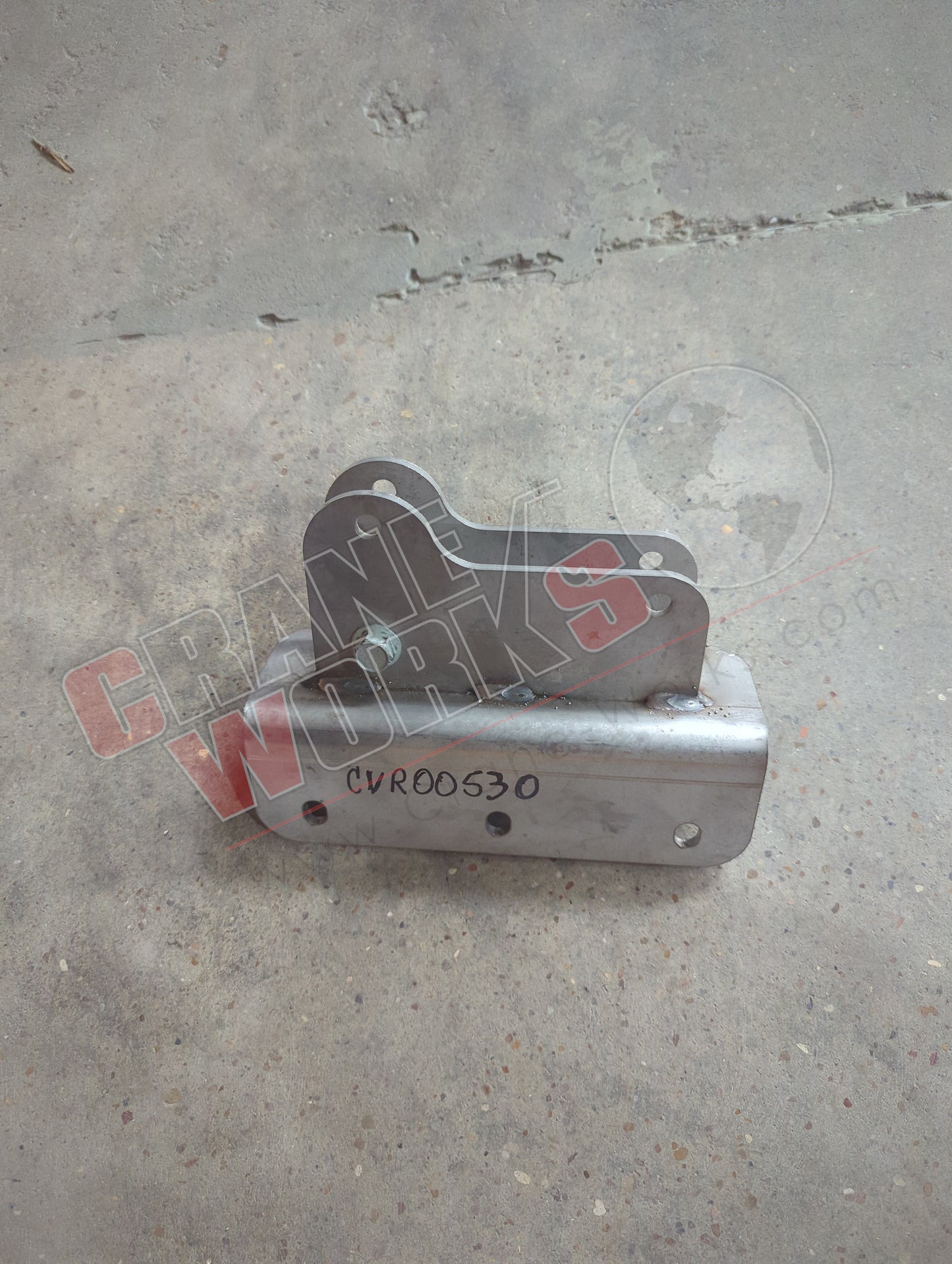 CVR00530 | New Roof Stand Mounting Brkt - Drive Side