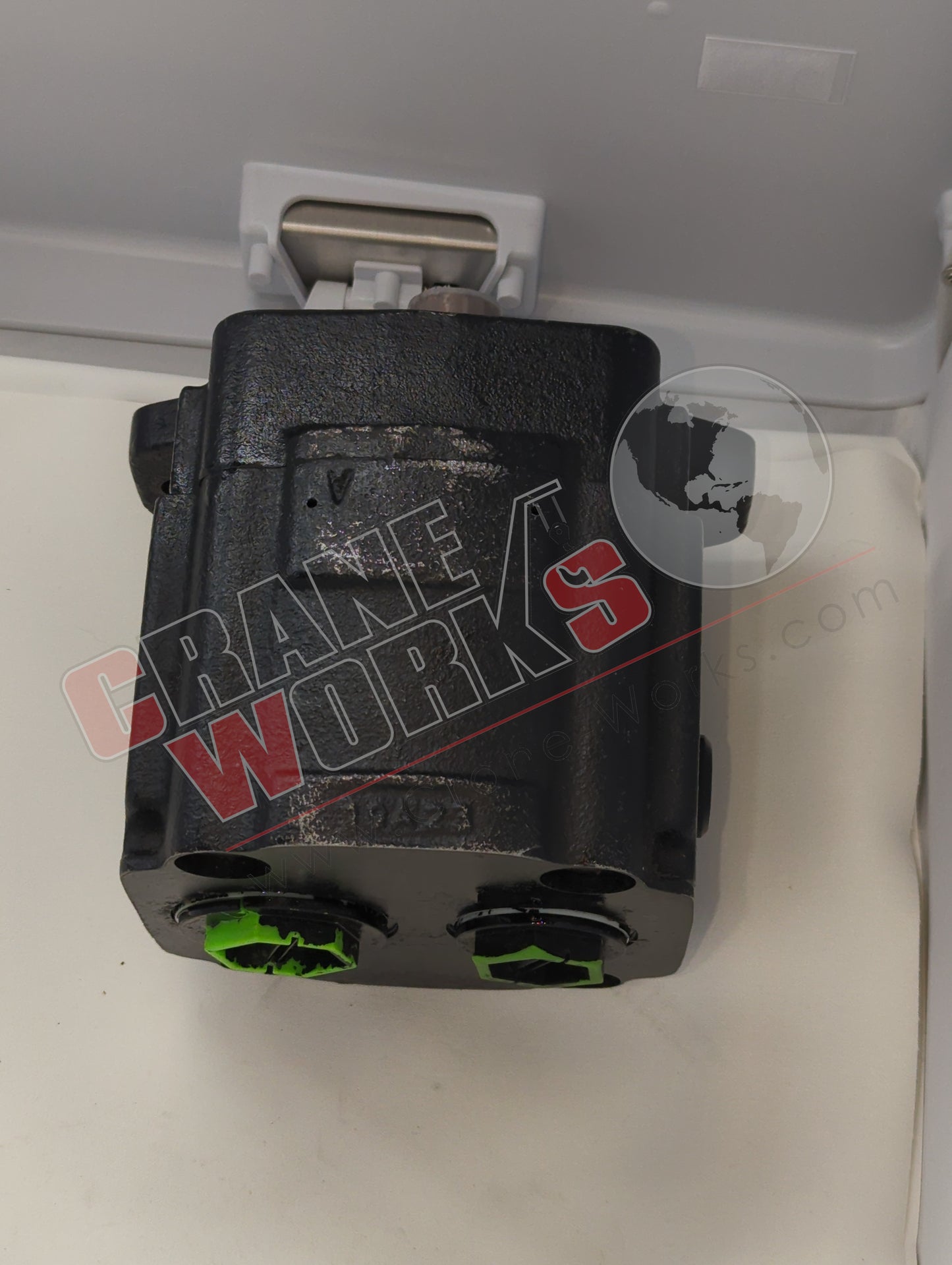3013929 | New Pump 3.16 Cu In Cw 2Blt