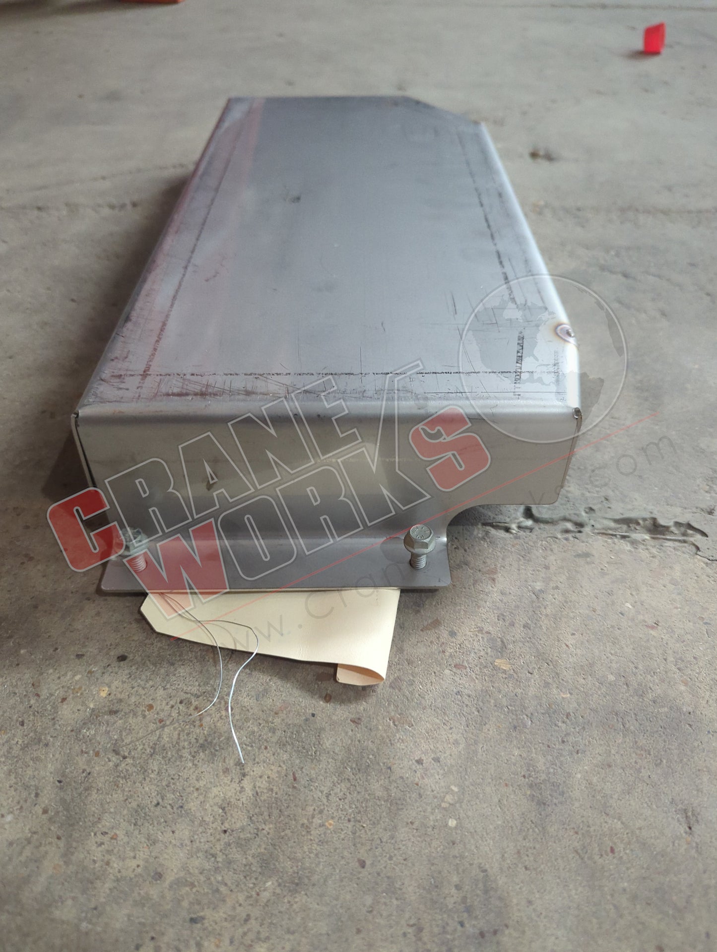 CVR00524 | New Hydraulic Motor Sprocket Cover