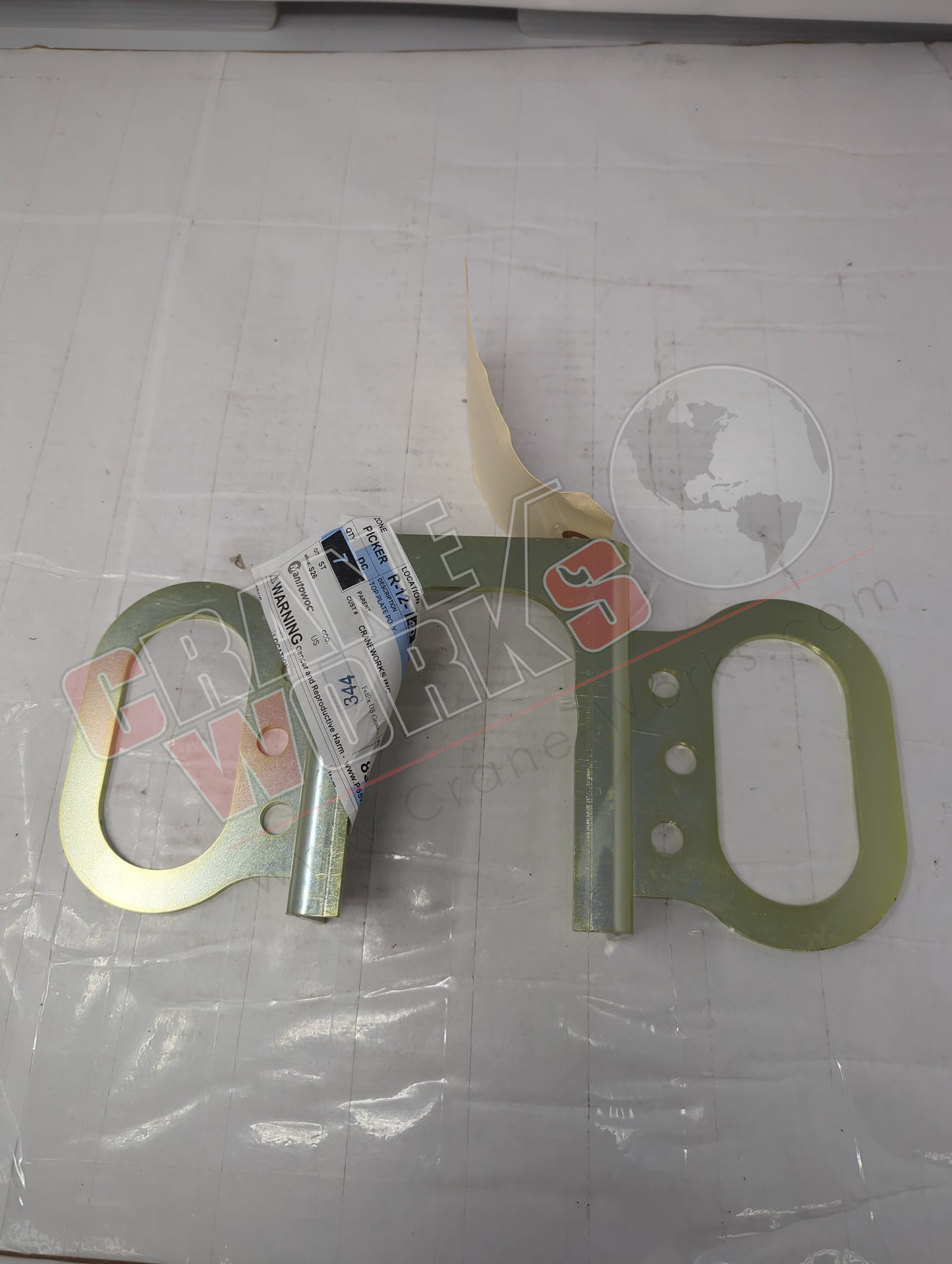 80093904 | New Outrigger Float Mount Bracket