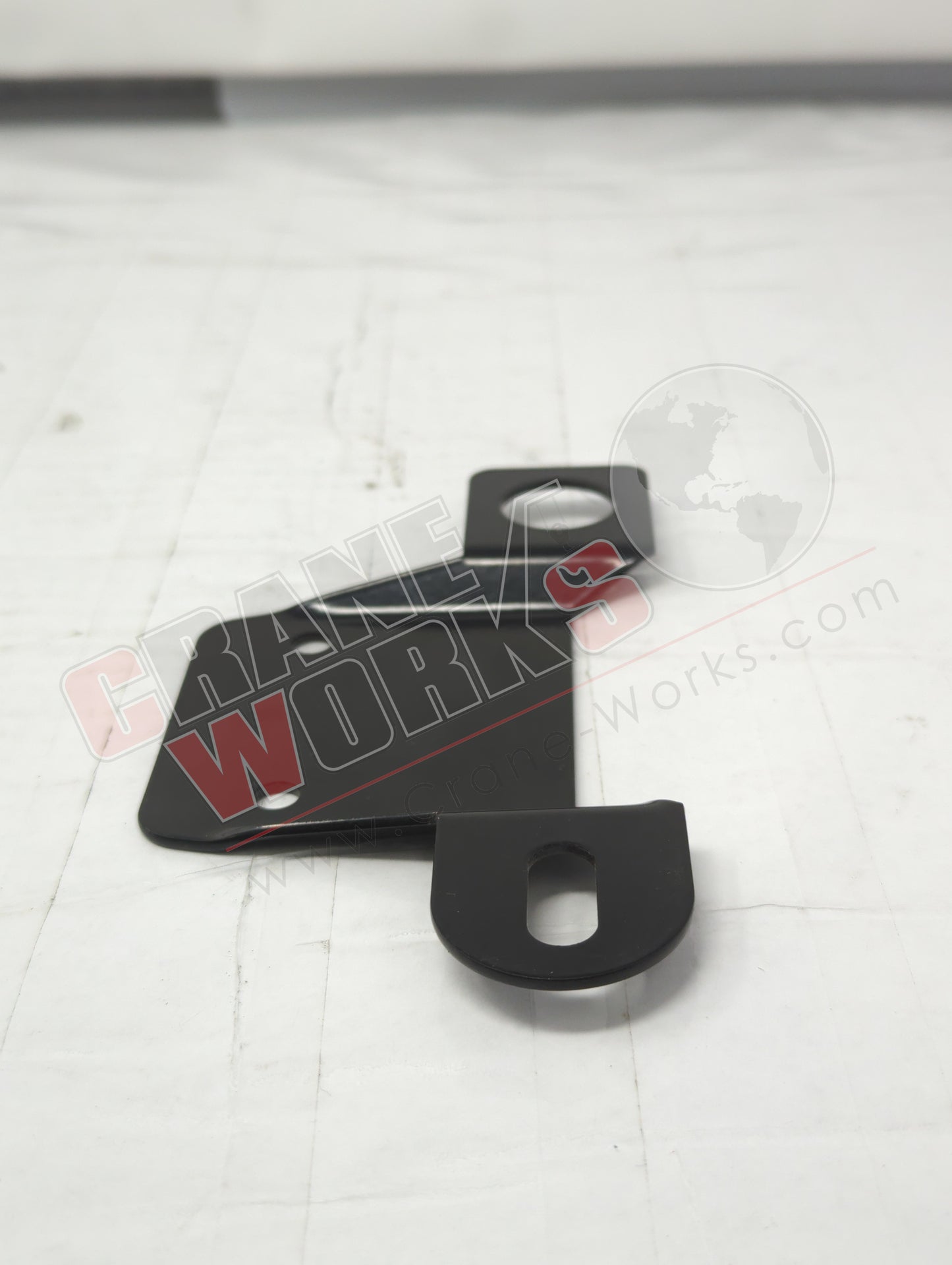 6609633 | New Lh Handle Mount