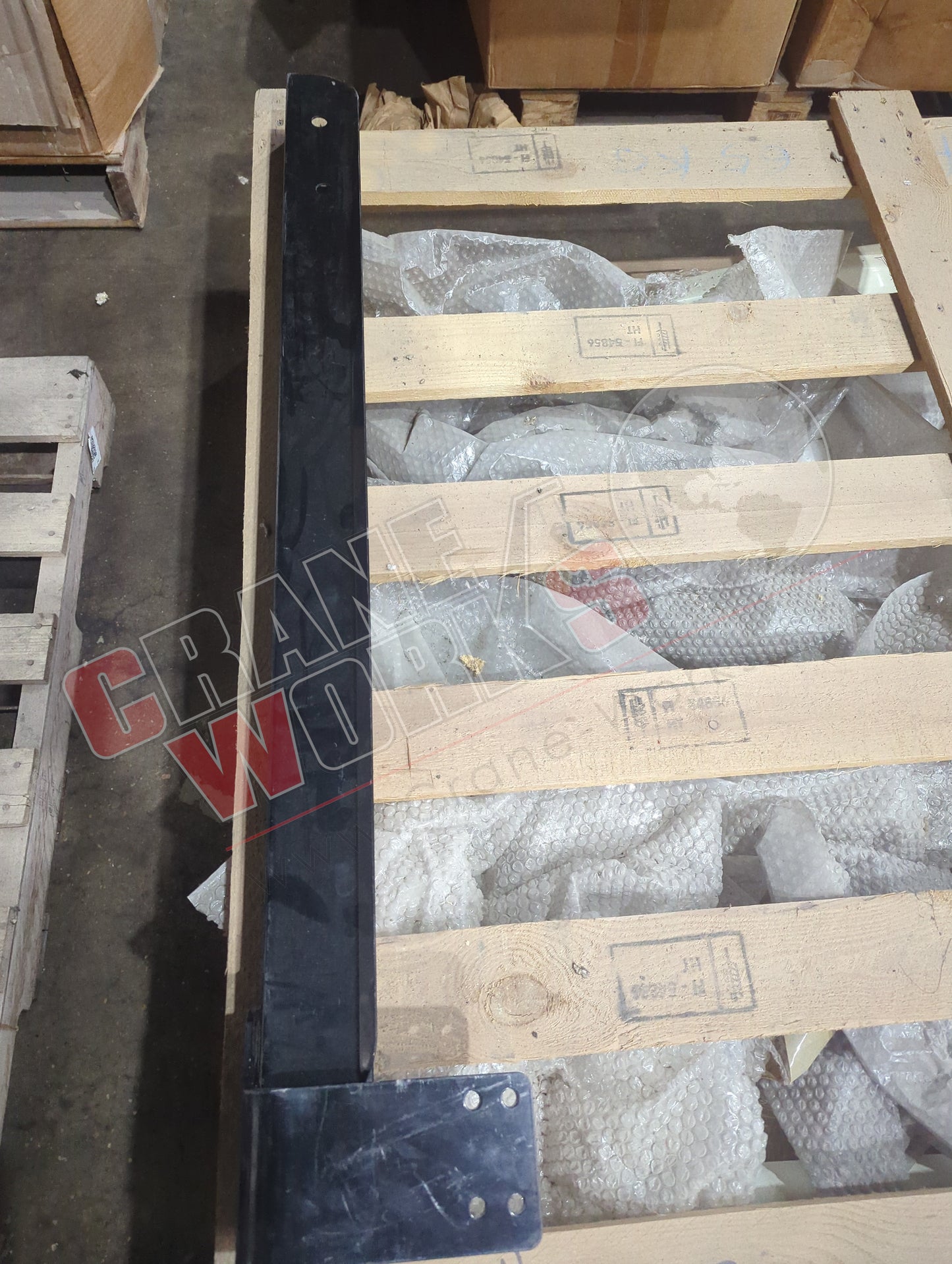 3743578 | New Hose Bridge