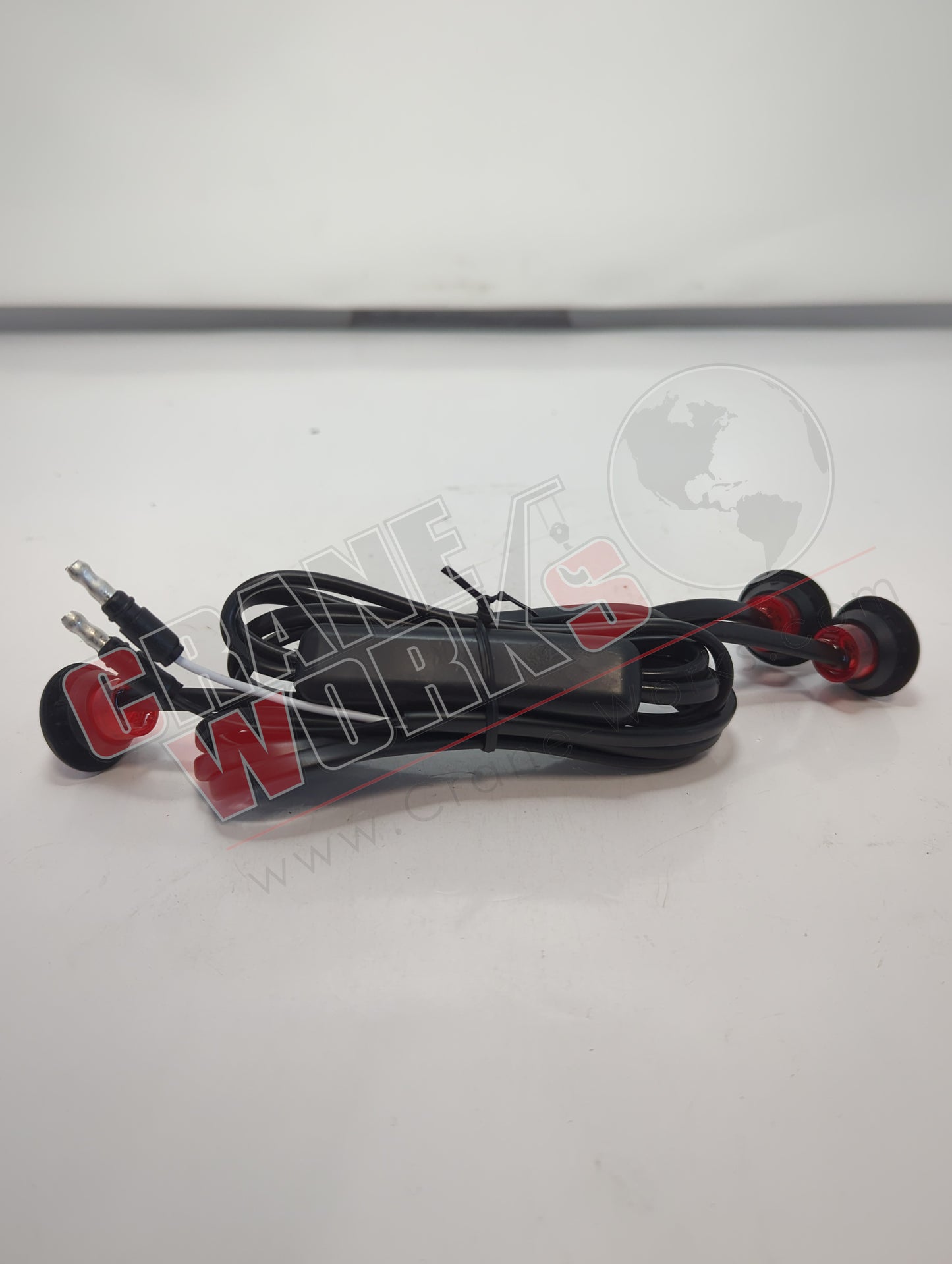 5627533 | New 3/4" Id Light,3-Unit,9 Led Red