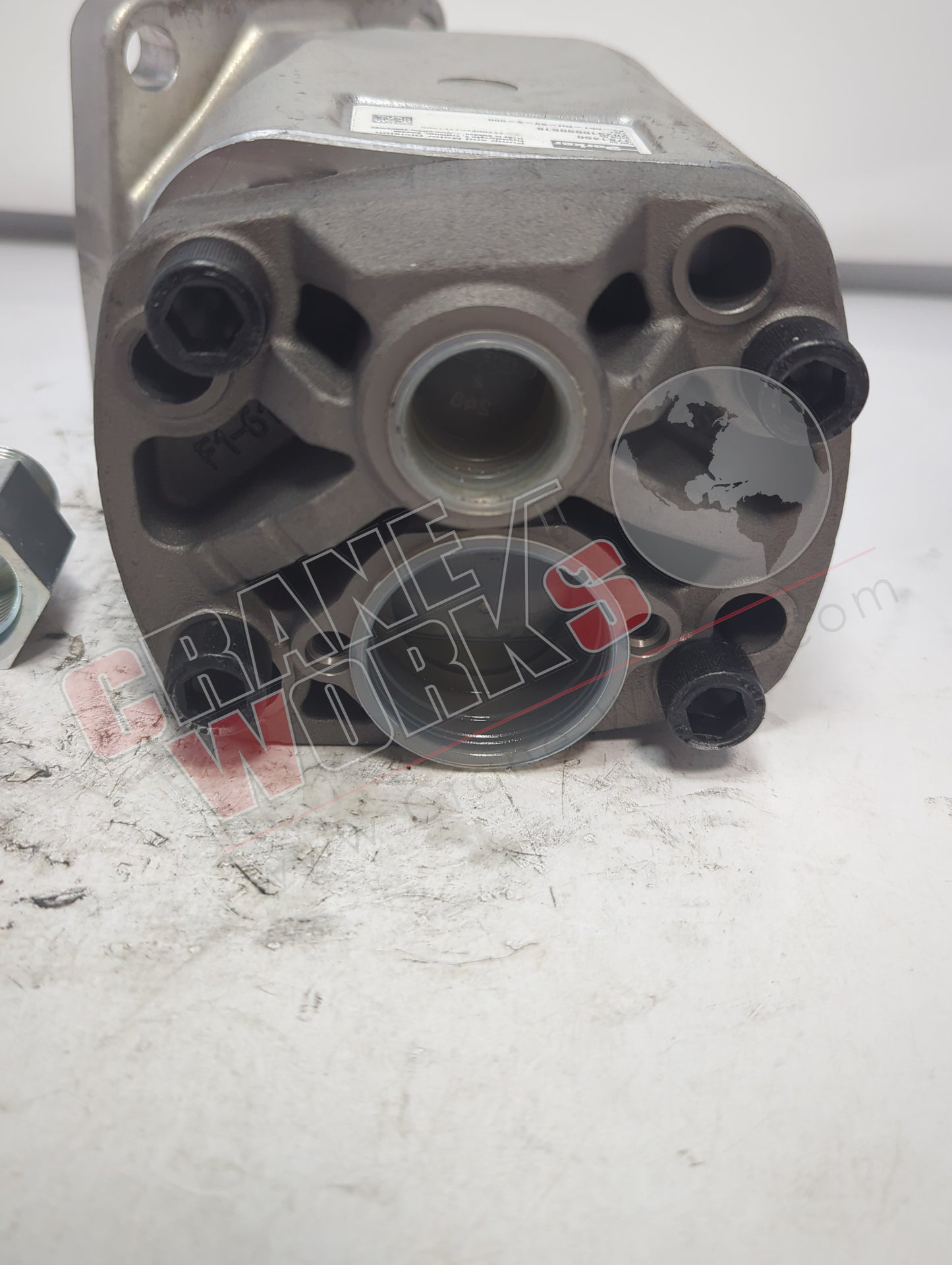 EP1441-TO | New Pump F1-25 Sae