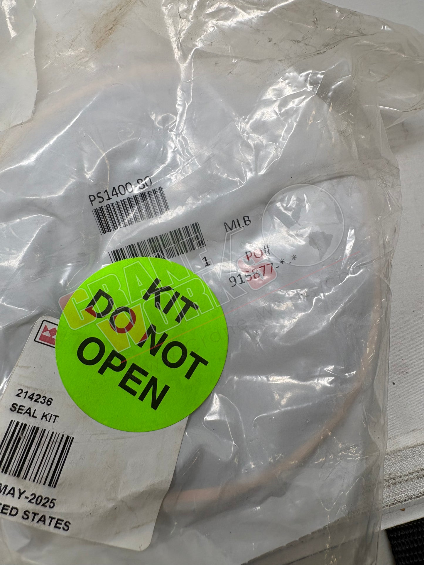 Picture of 214236, a New Seal Kit, angle 4.