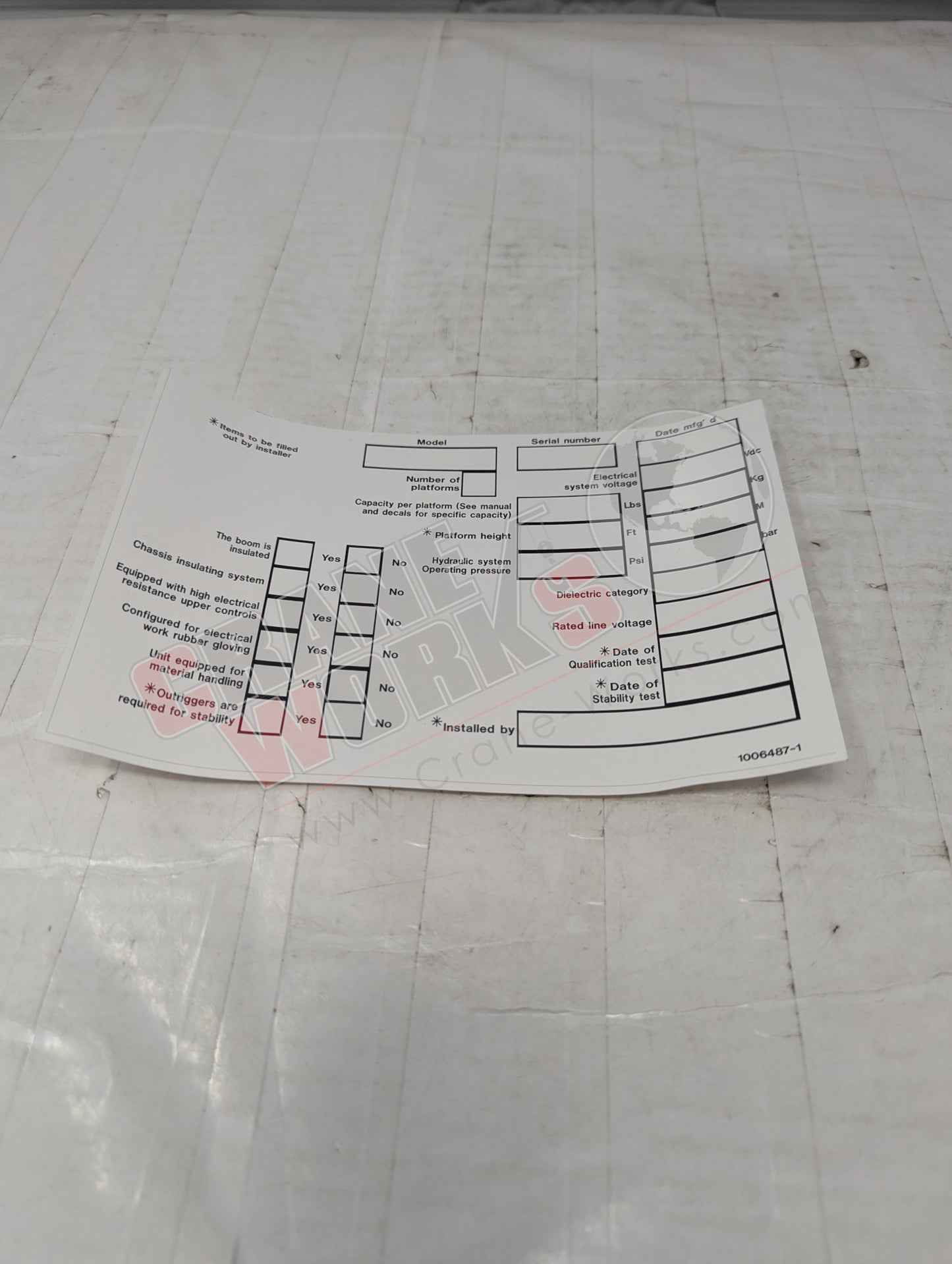 Picture of 1006487-1, a New Backing Data Plate, angle 2.