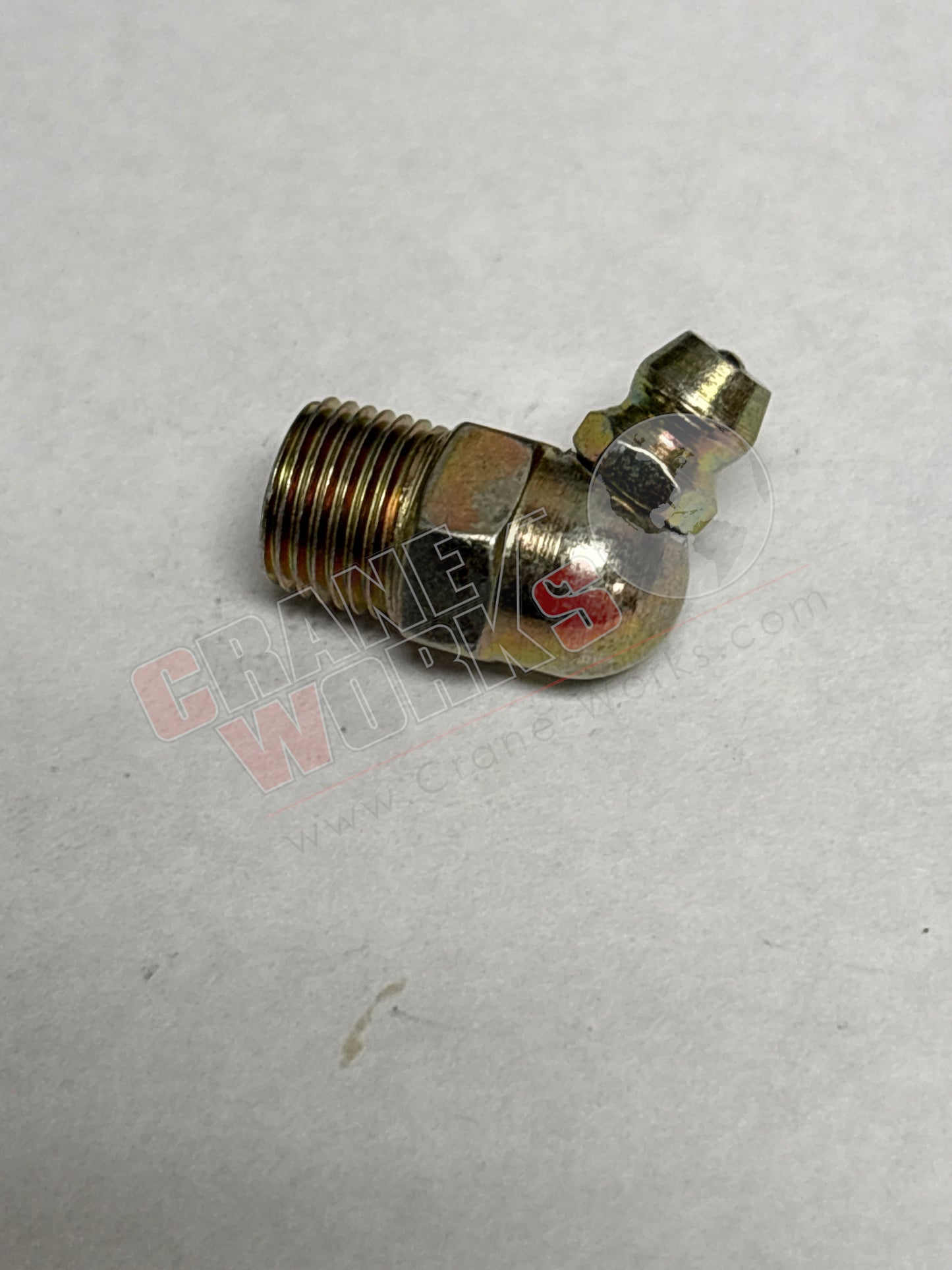 Picture of 06915, a New Grease Fitting, Standard, angle 2.
