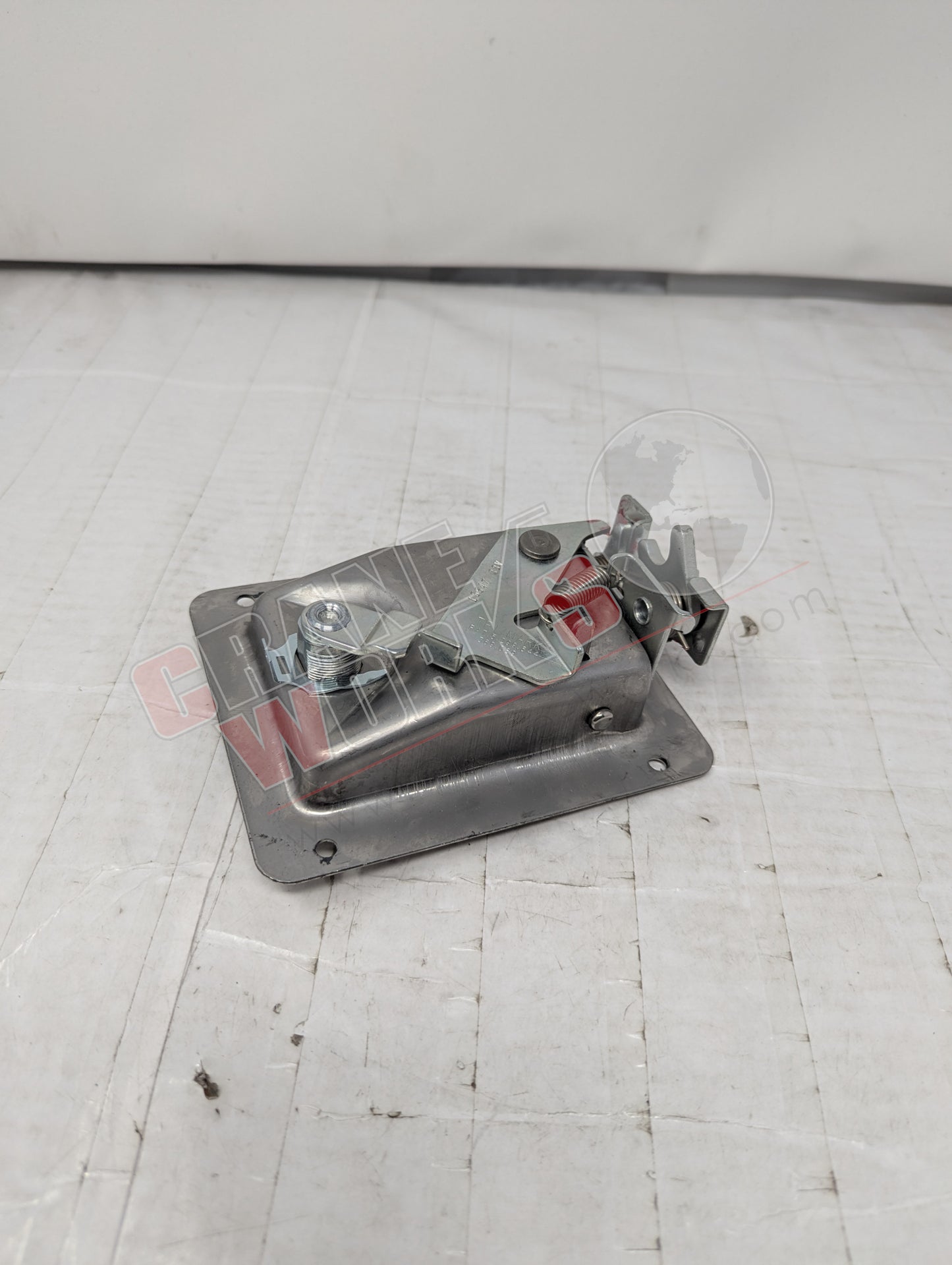 Picture of C5979, a New Latch Sgl Pt Slam, angle 3.