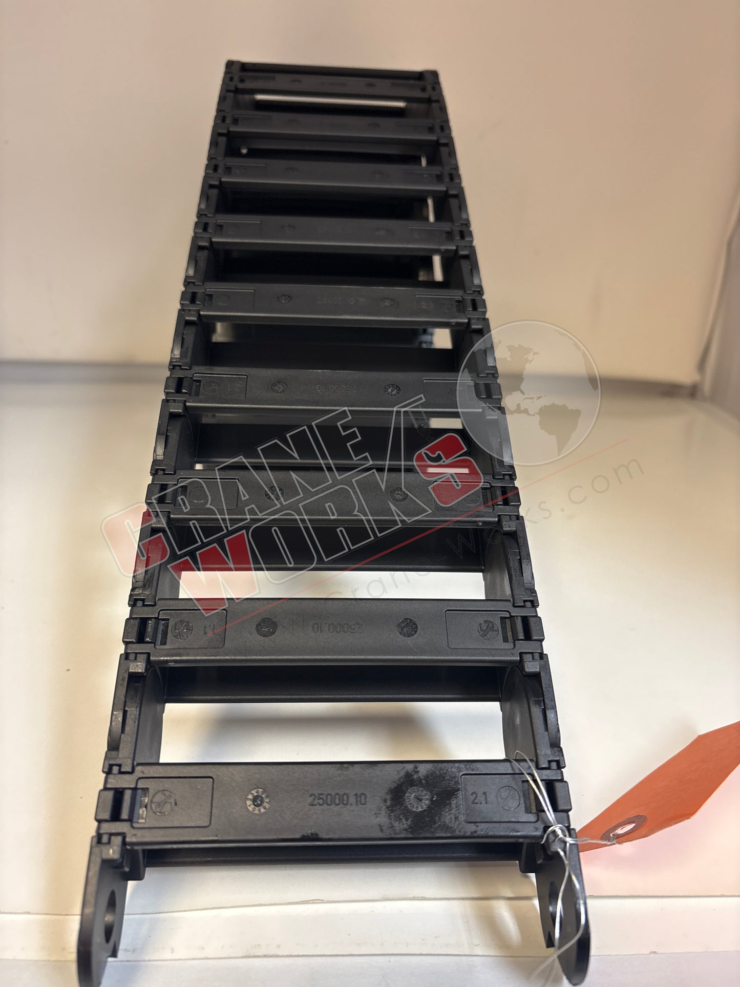 Picture of 60150289, a New E-Chain, angle 3.
