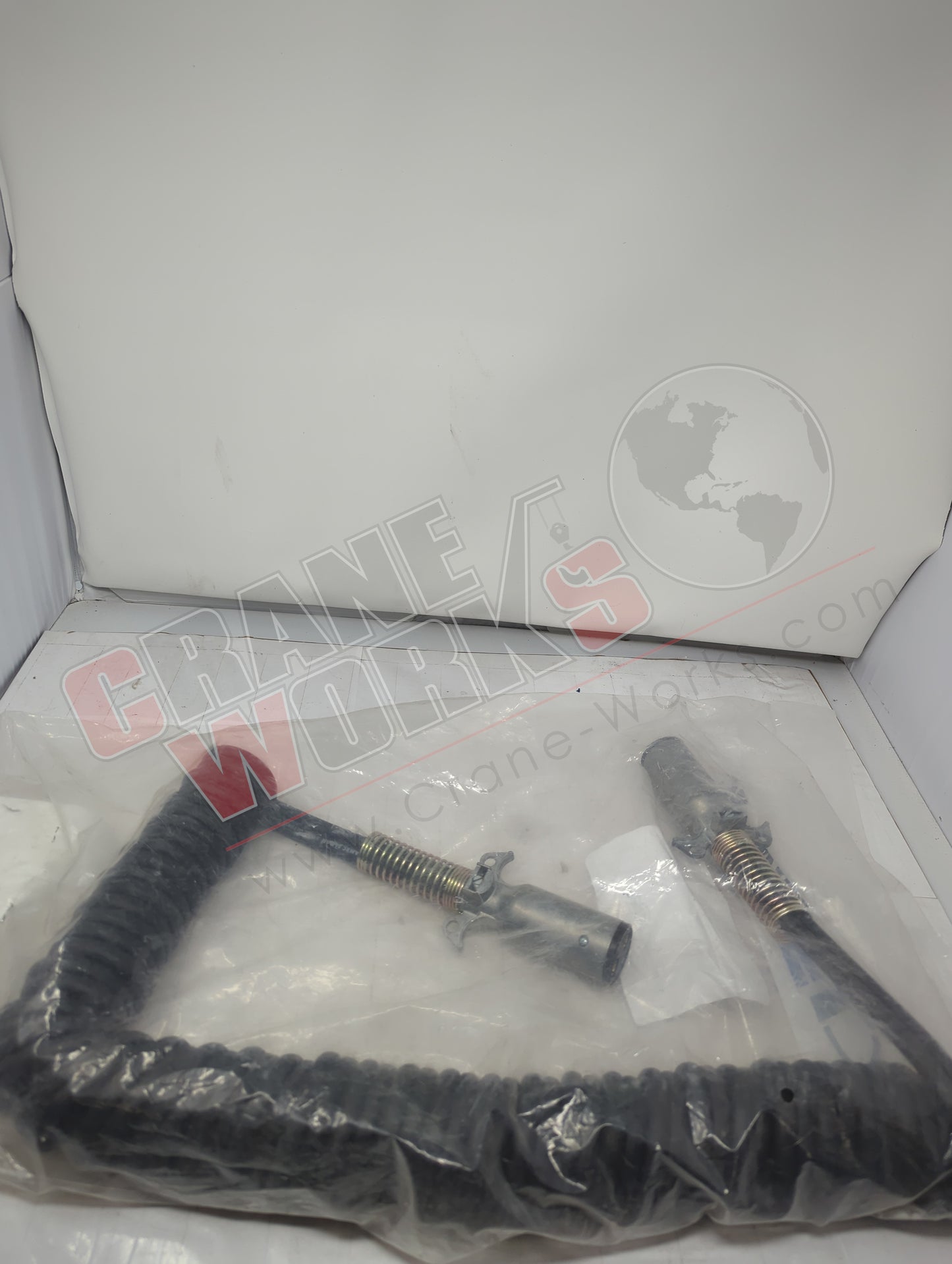 421173 | New 2 Pole Coiled Cable