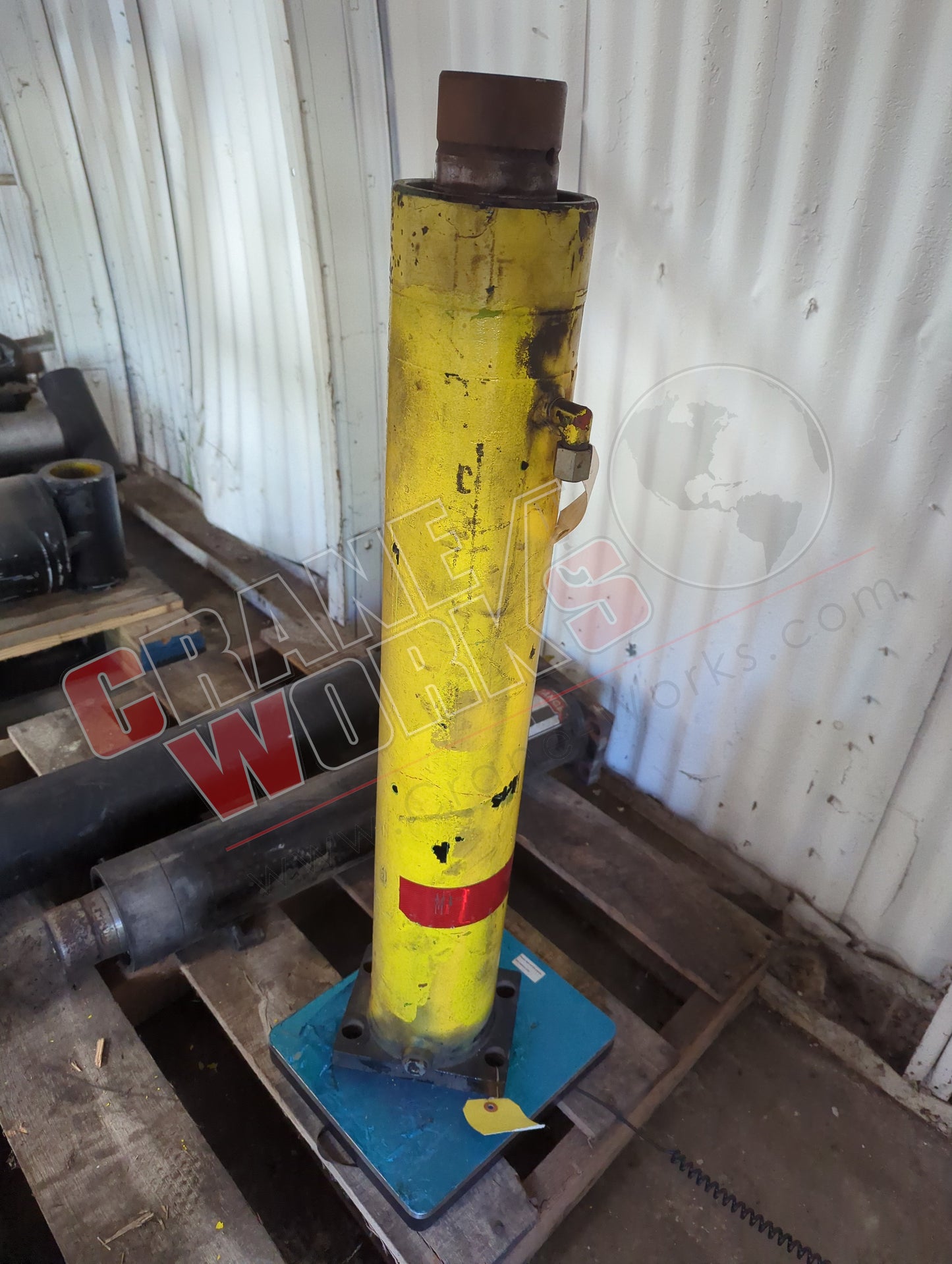 UP439-RE | New Stabilizer Ram, 894Mm