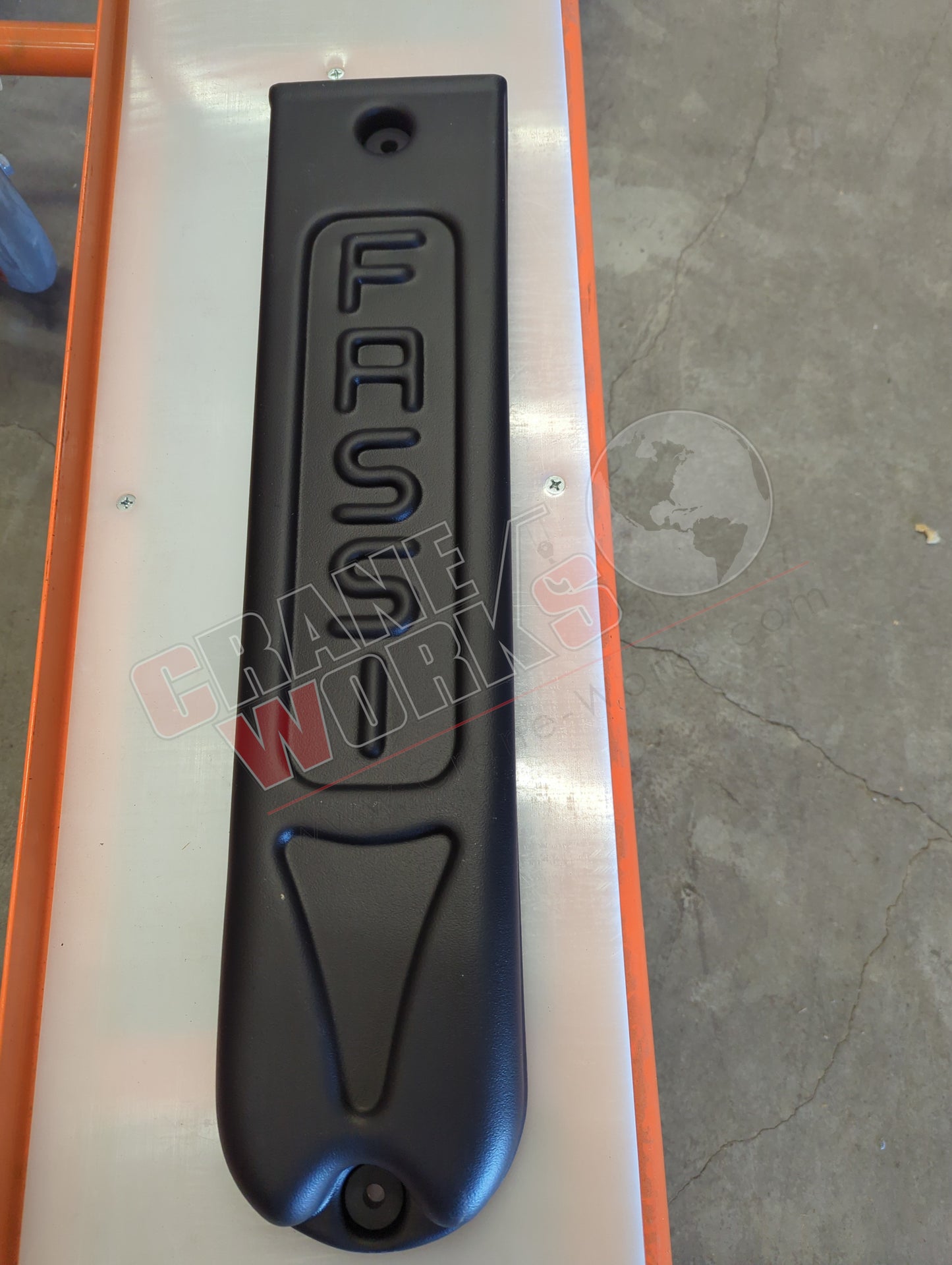 Picture of 48746, a New Casing , Cover, angle 2.