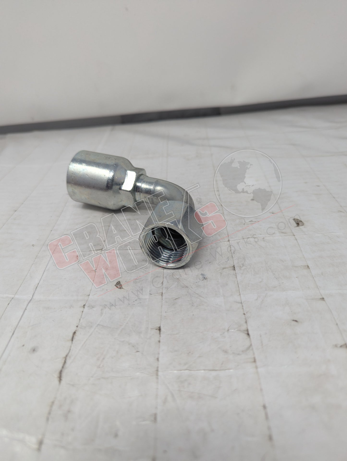 Picture of Kp46888, a New Parker Hs End Fem 90Deg.Elb Lng, 1"X1", angle 4.