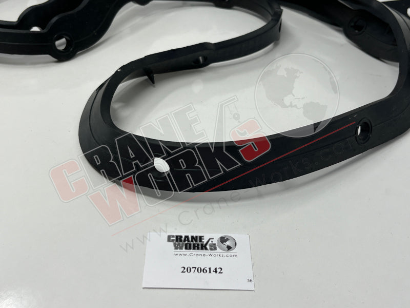 Picture of new pan gasket, second angle.