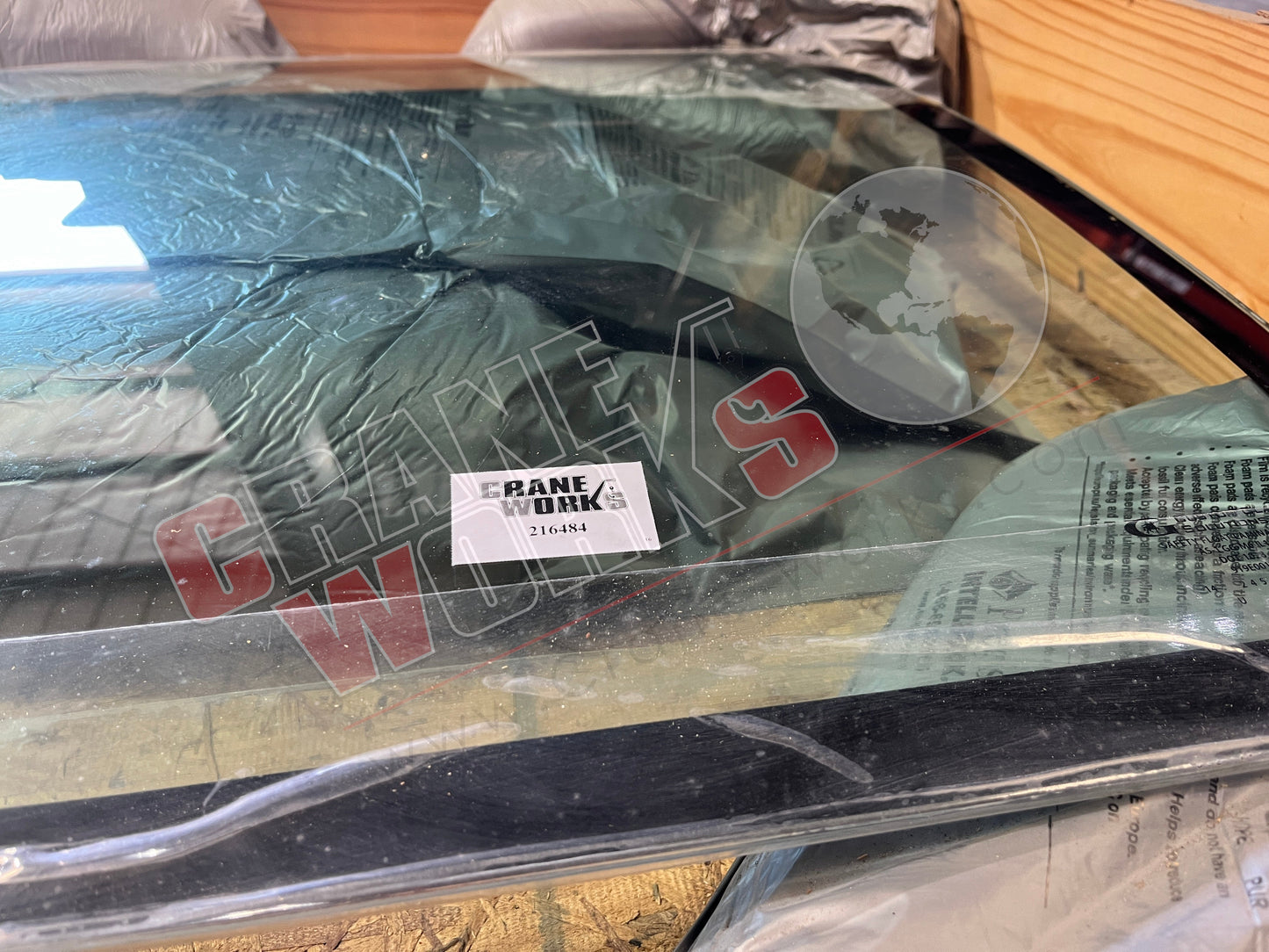 Picture of Windshield, Driver'S (T780), angle 3