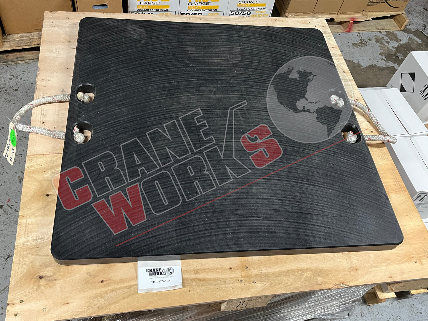 Picture of 36X36X1.5, New 36" X 36" X 1.5" Outrigger Pad.
