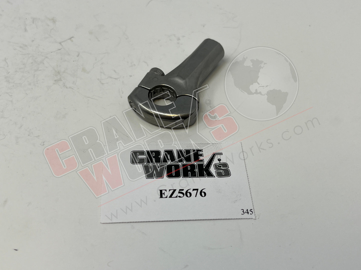 Picture of EZ5676, HANDLE BRACKET.