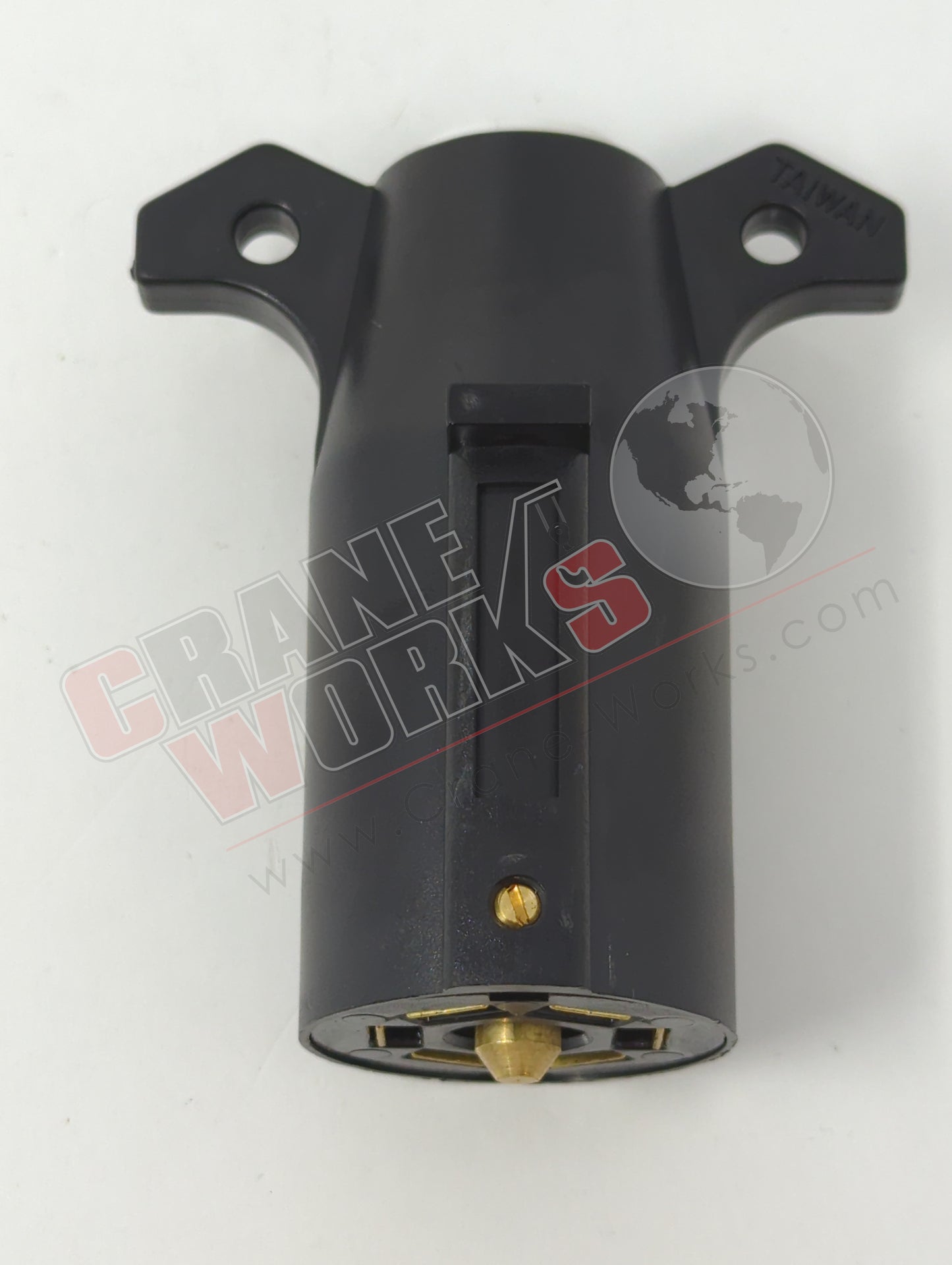 82-1056 | New 7 Pole Rv Plug