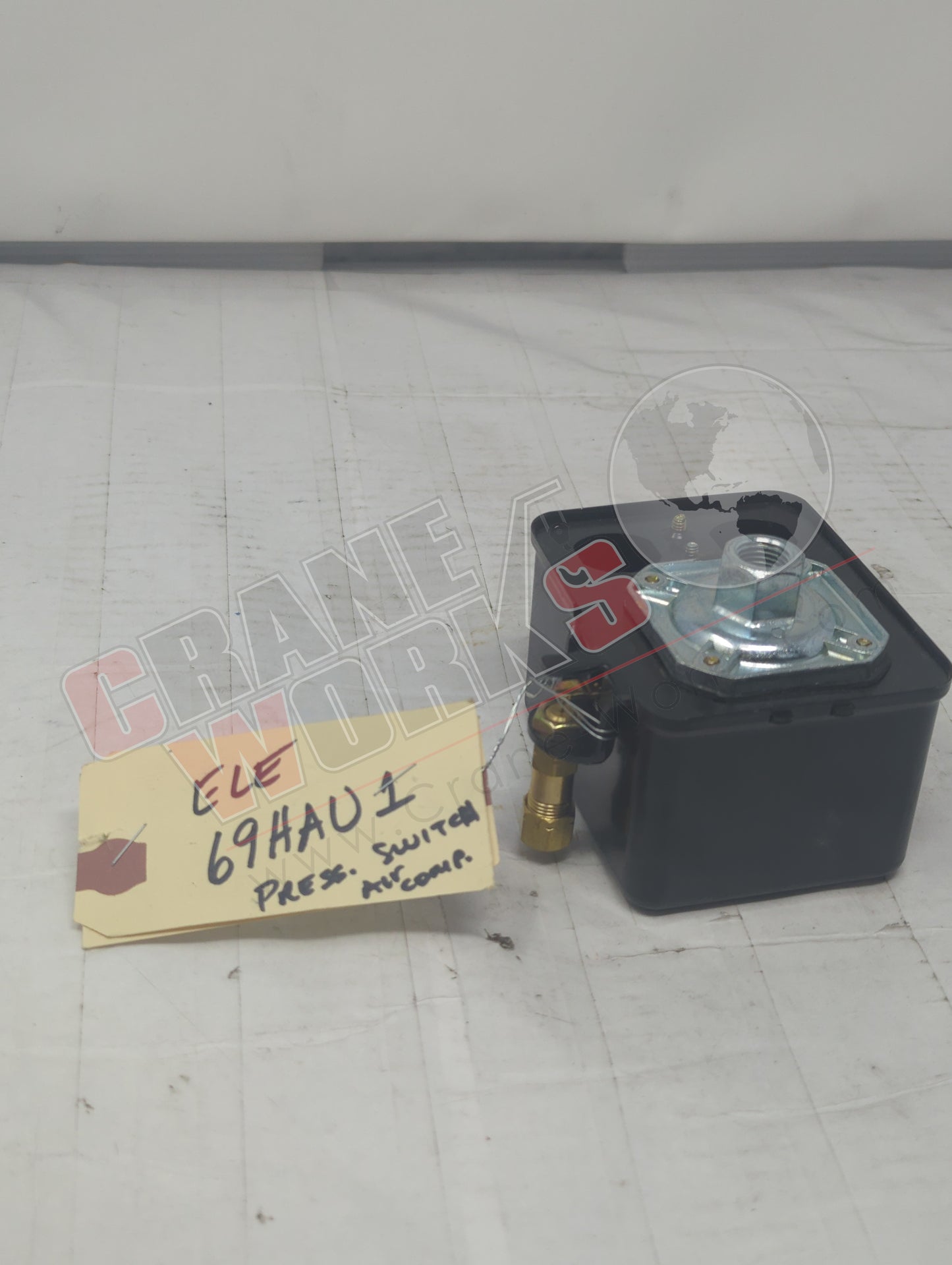 69HAU1 | New Pressure Switch, Air Comp