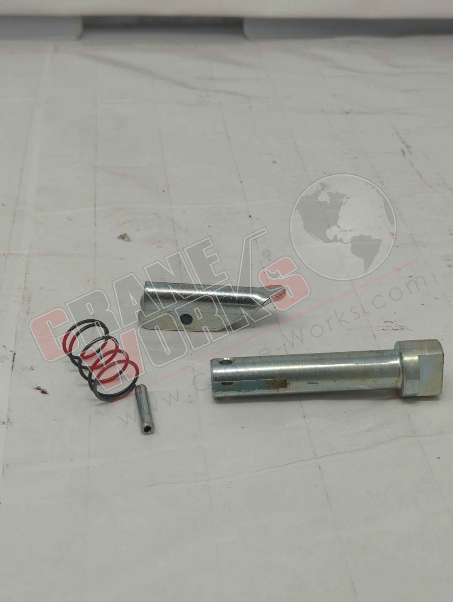 EZ1989-08 | New Pallet Fork Latch Kit